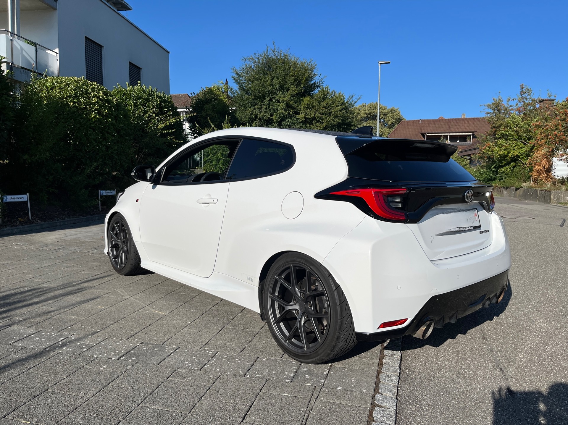 TOYOTA 1.6 Turbo Sport 4x4-image-3