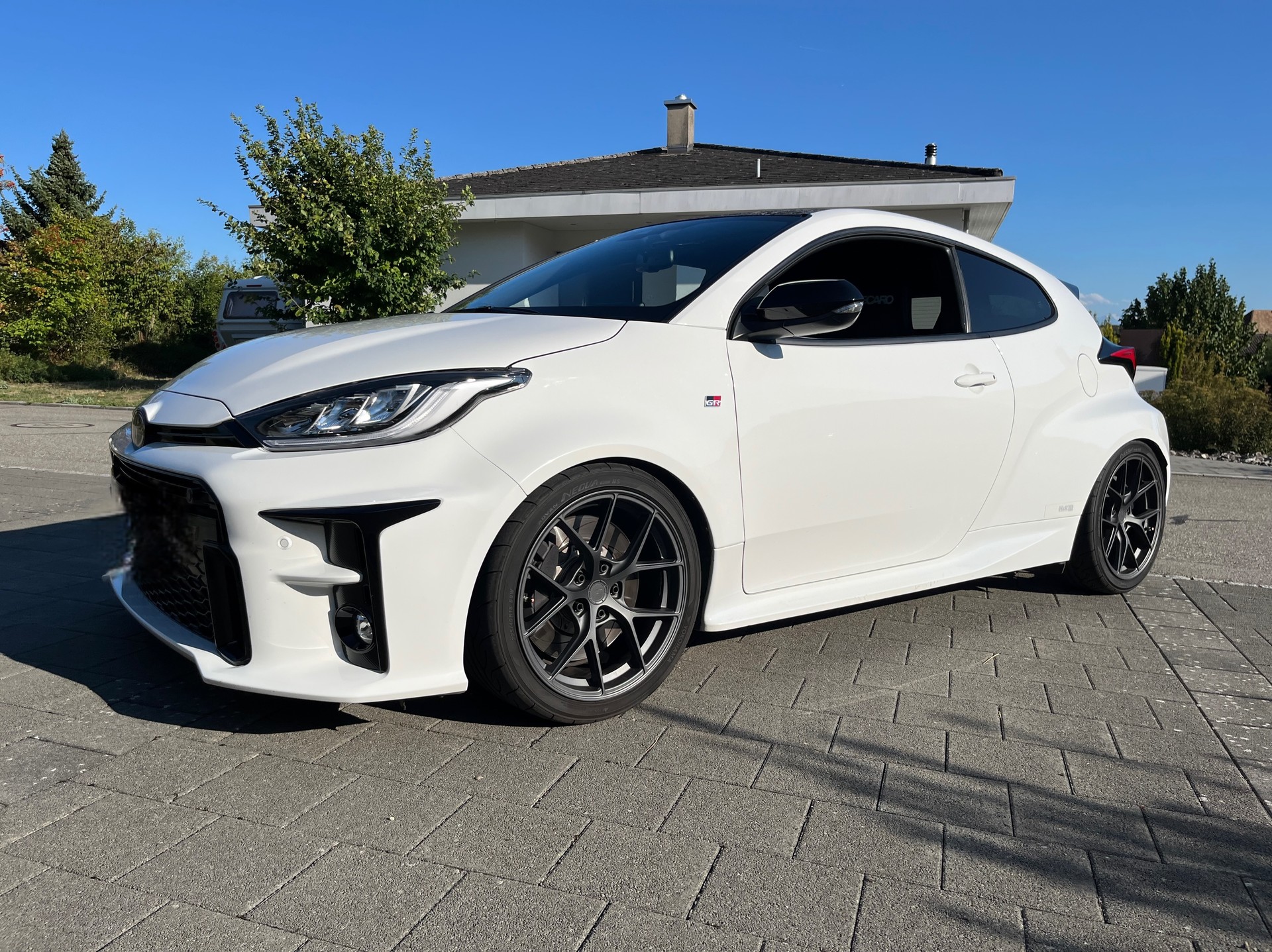 TOYOTA 1.6 Turbo Sport 4x4-image-2