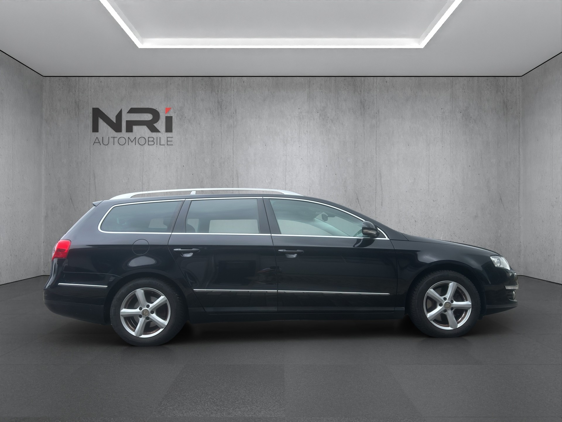 VW Passat Variant 1.4 TSI BlueMotion Value-showroom-element-3