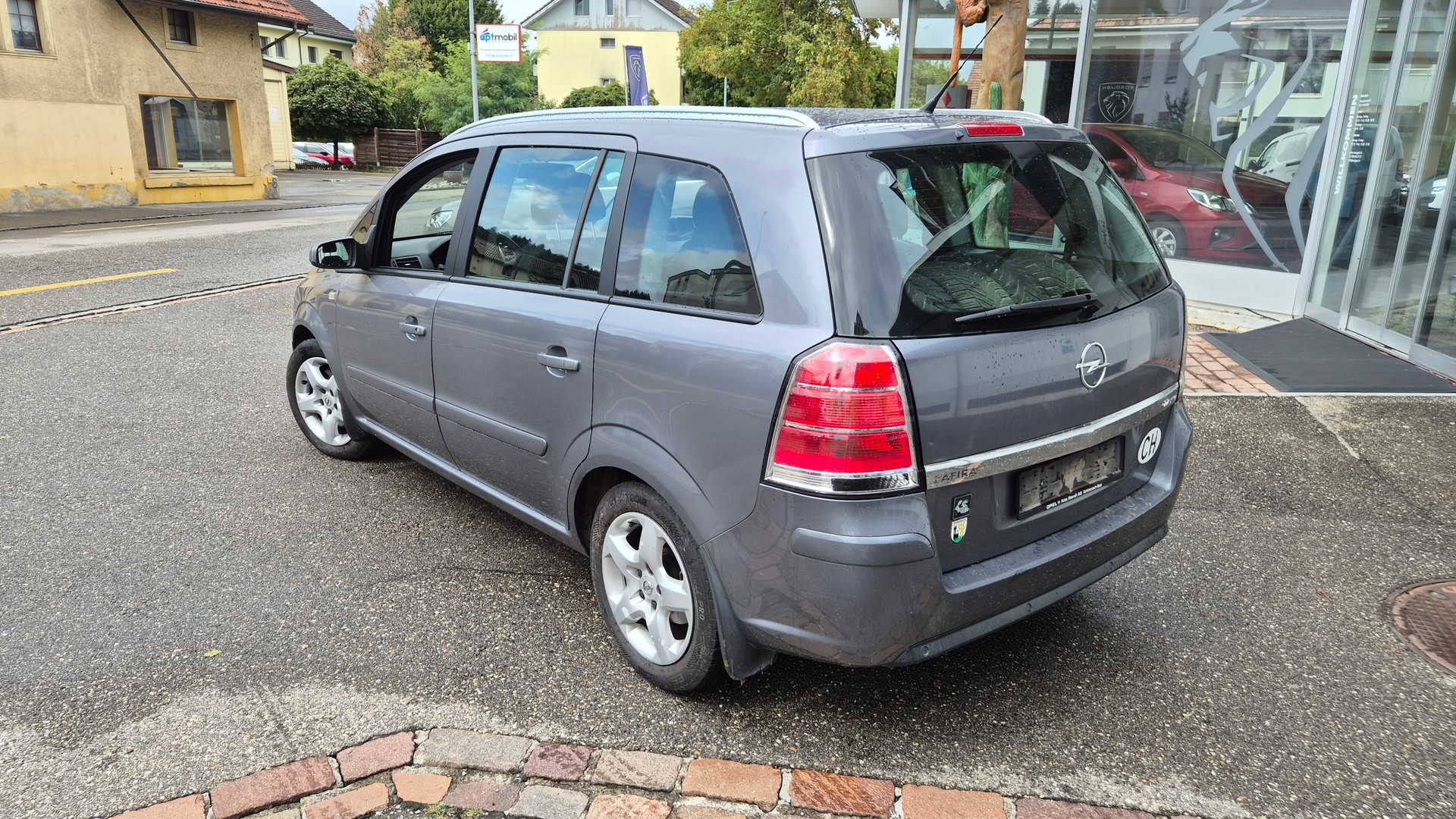 OPEL Zafira 2.2i Automat-image-15