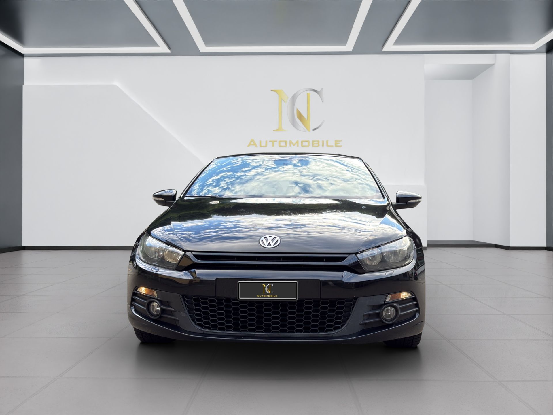 VW Scirocco 2.0 TSI-showroom-element-1
