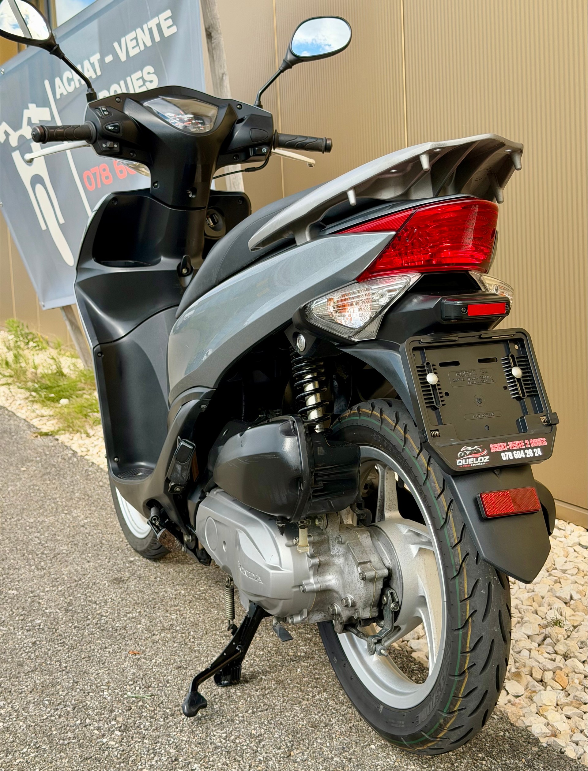 HONDA NSC Vision 110 16''-image-12