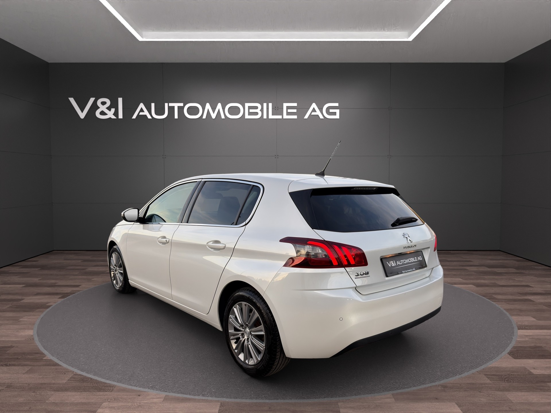 PEUGEOT 308 1.2 Pure Tech Allure EAT6-showroom-element-3