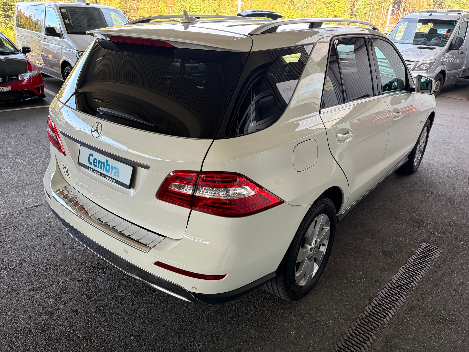MERCEDES-BENZ ML 350 BlueTEC Edition 4Matic 7G-Tronic. AHK 3.500 kg-showroom-element-3