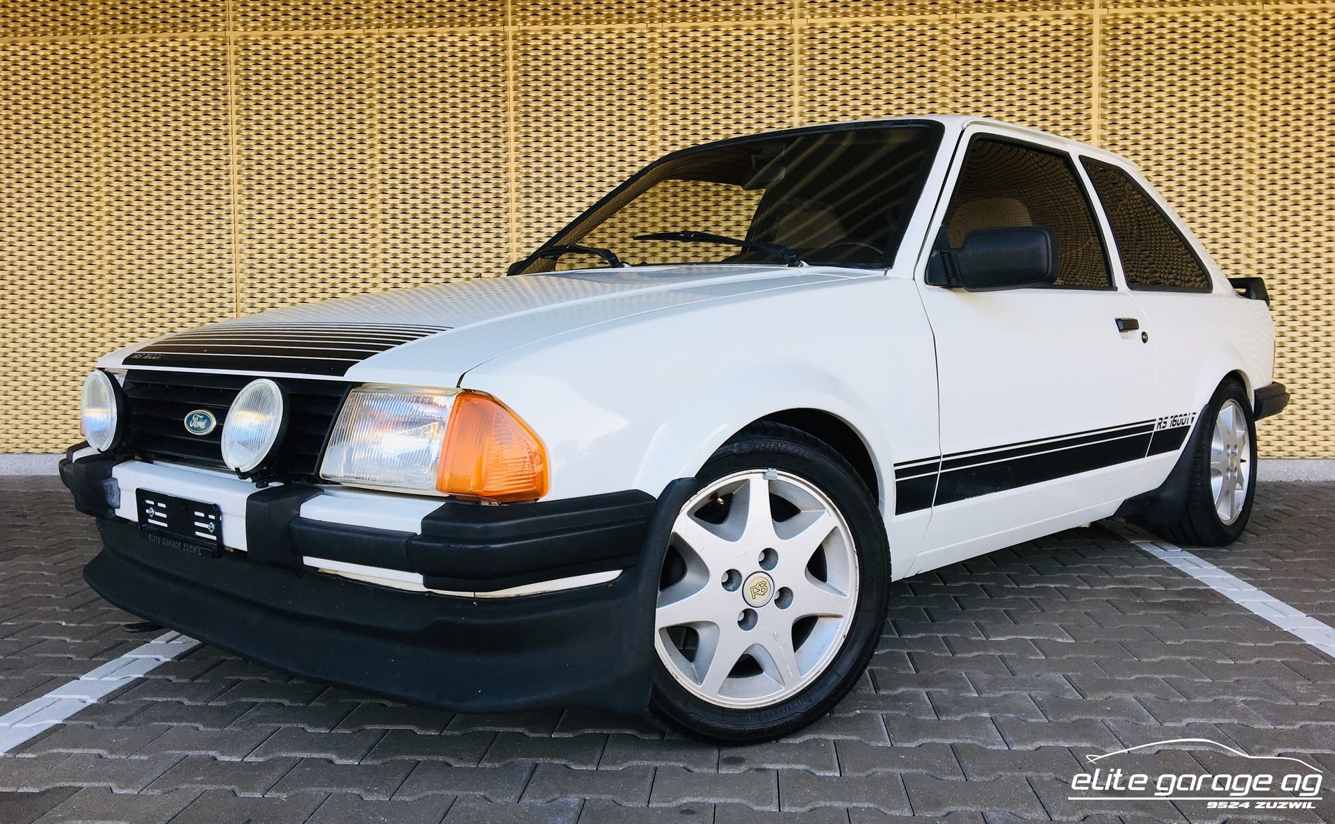 FORD Escort 1600 RSi-image-0