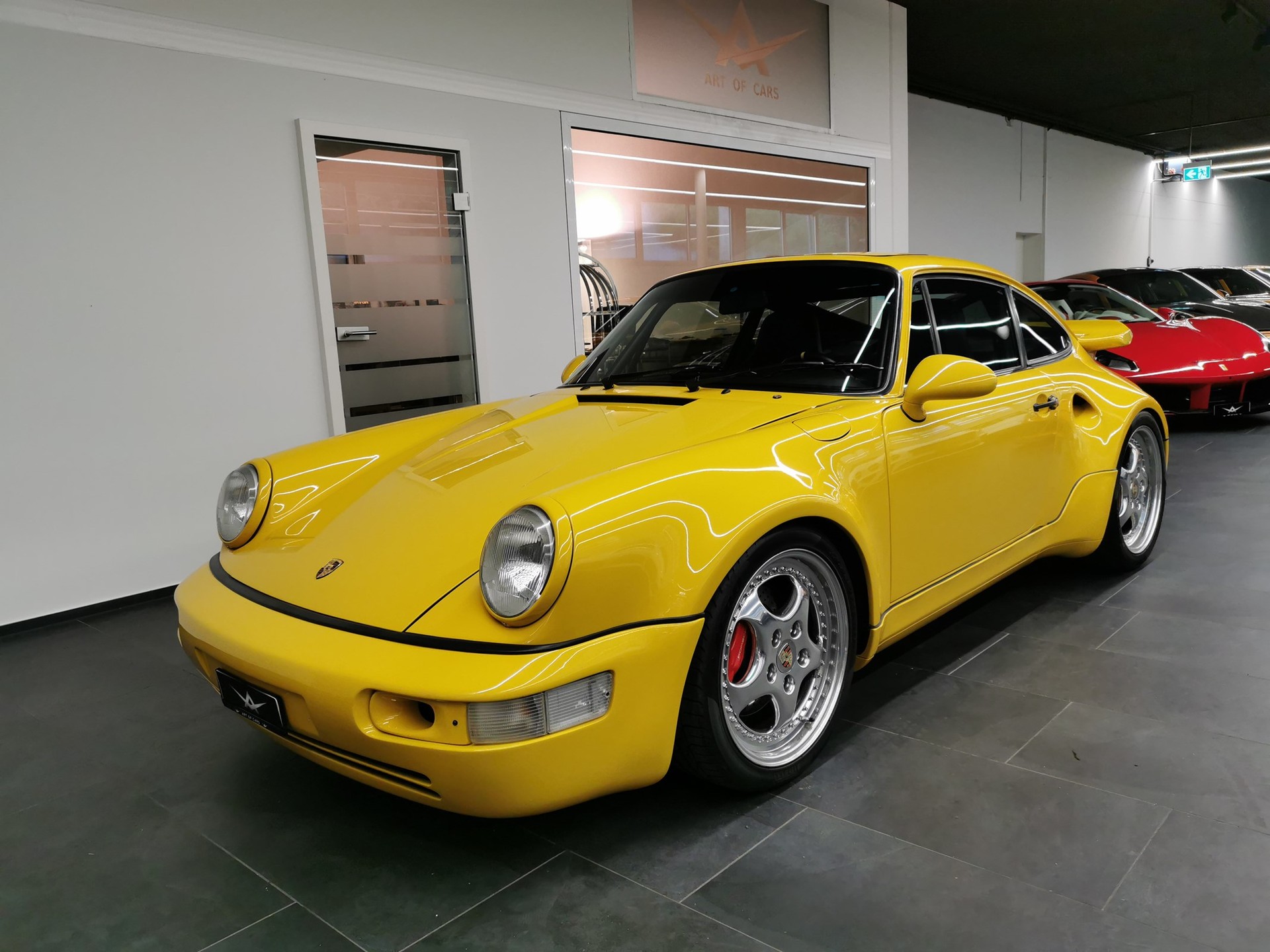 PORSCHE 911 Turbo II 3.3 Turbo S Leichtbau VETERAN OLDTIMER-image-15