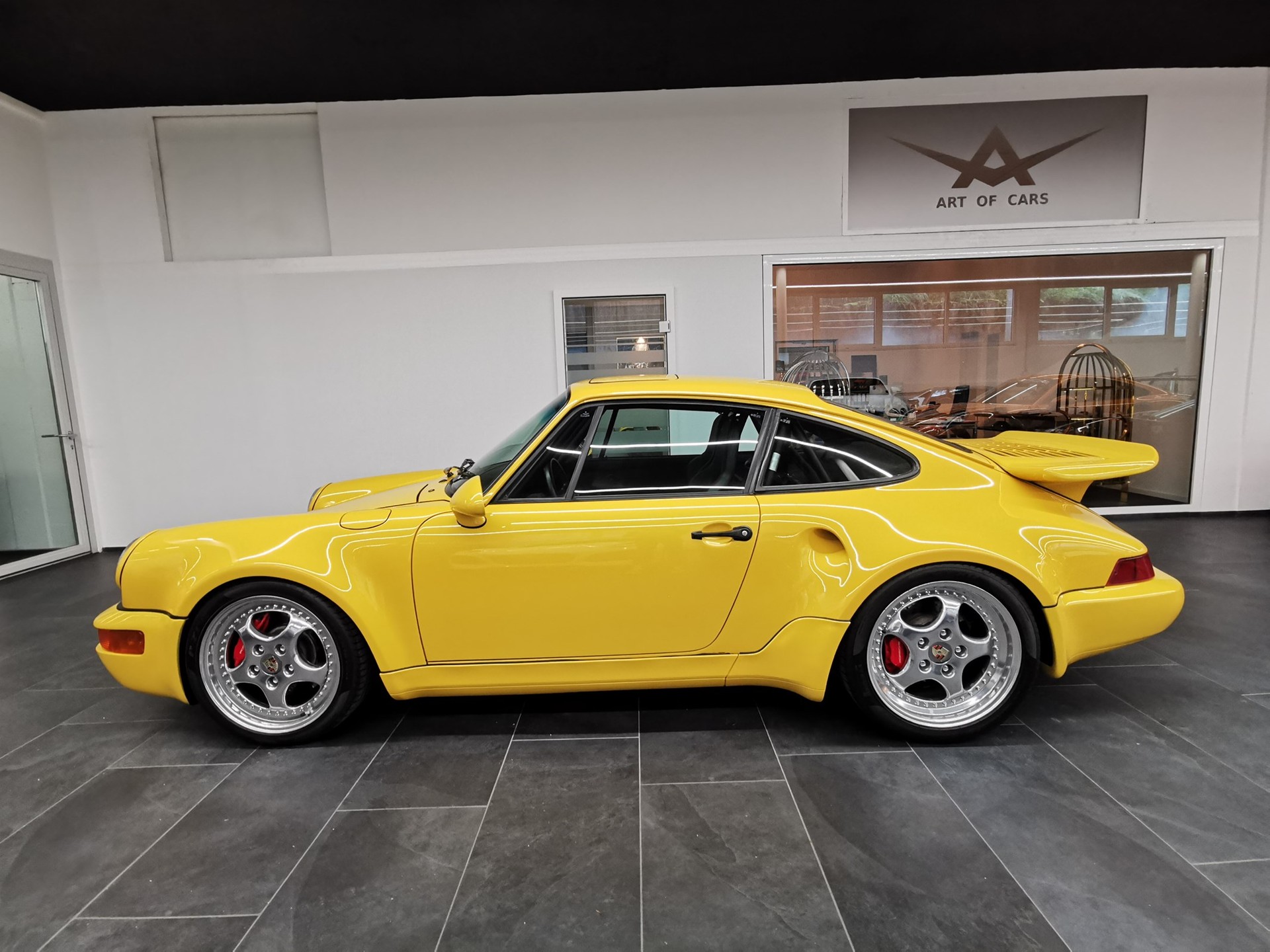PORSCHE 911 Turbo II 3.3 Turbo S Leichtbau VETERAN OLDTIMER-image-3