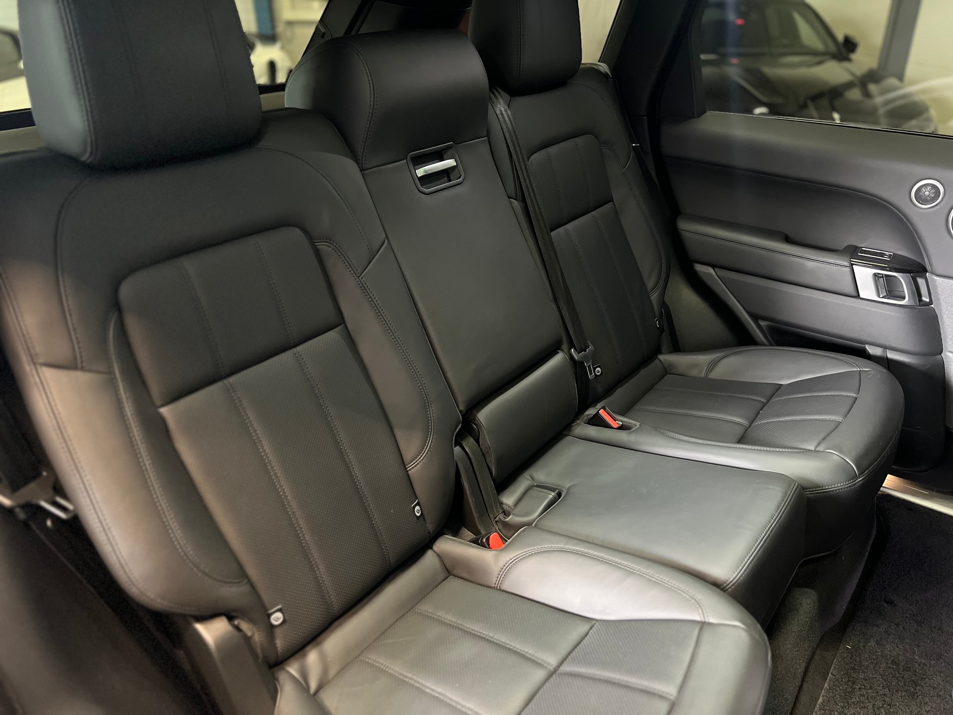 LAND ROVER Range Rover Sport 5.0 V8 SC HSE Dynamic-image-8