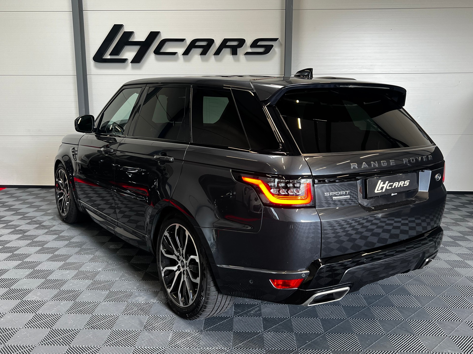 LAND ROVER Range Rover Sport 5.0 V8 SC HSE Dynamic-image-2