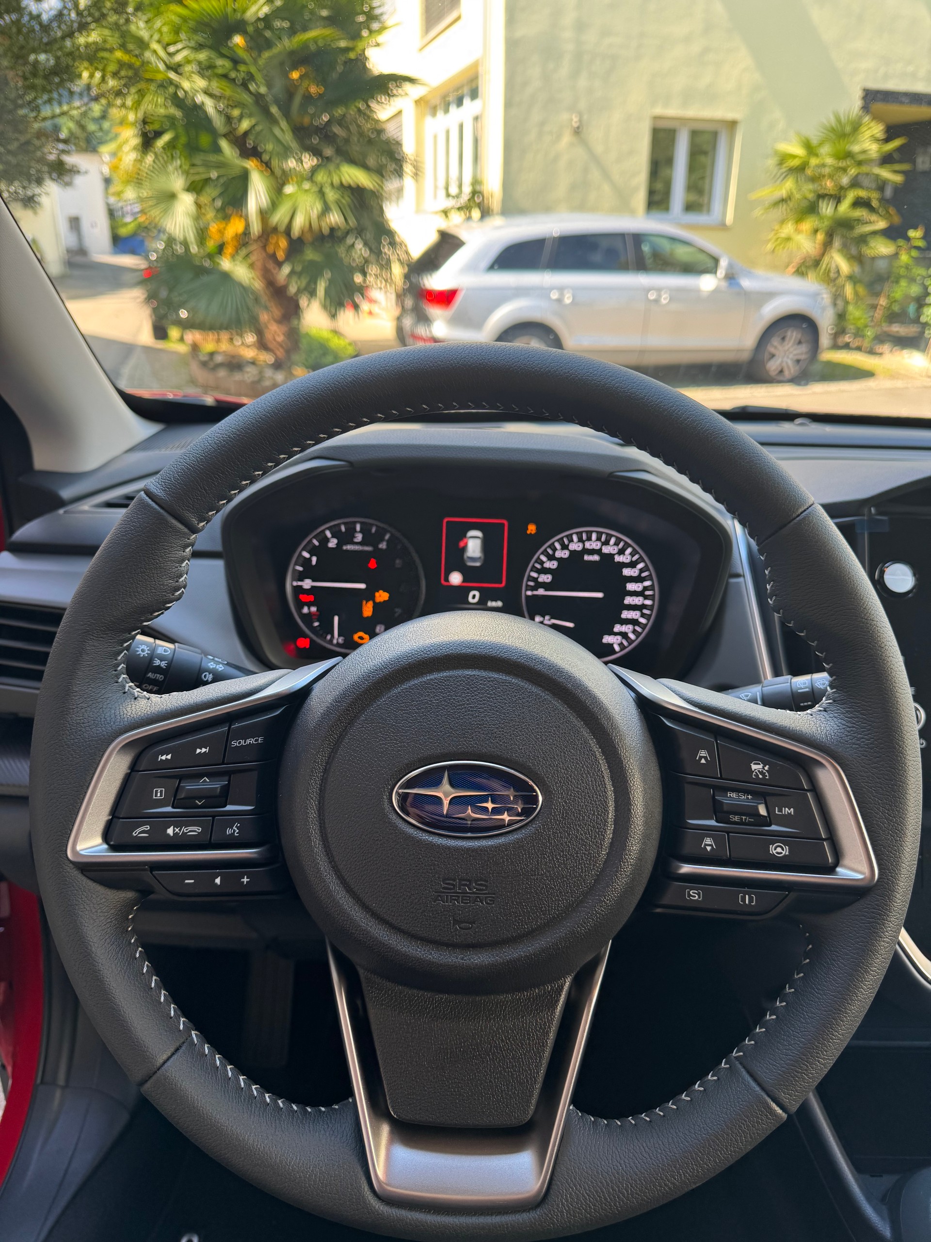SUBARU Crosstrek 2.0 e-Boxer Swiss Plus AWD Lineartronic-image-9