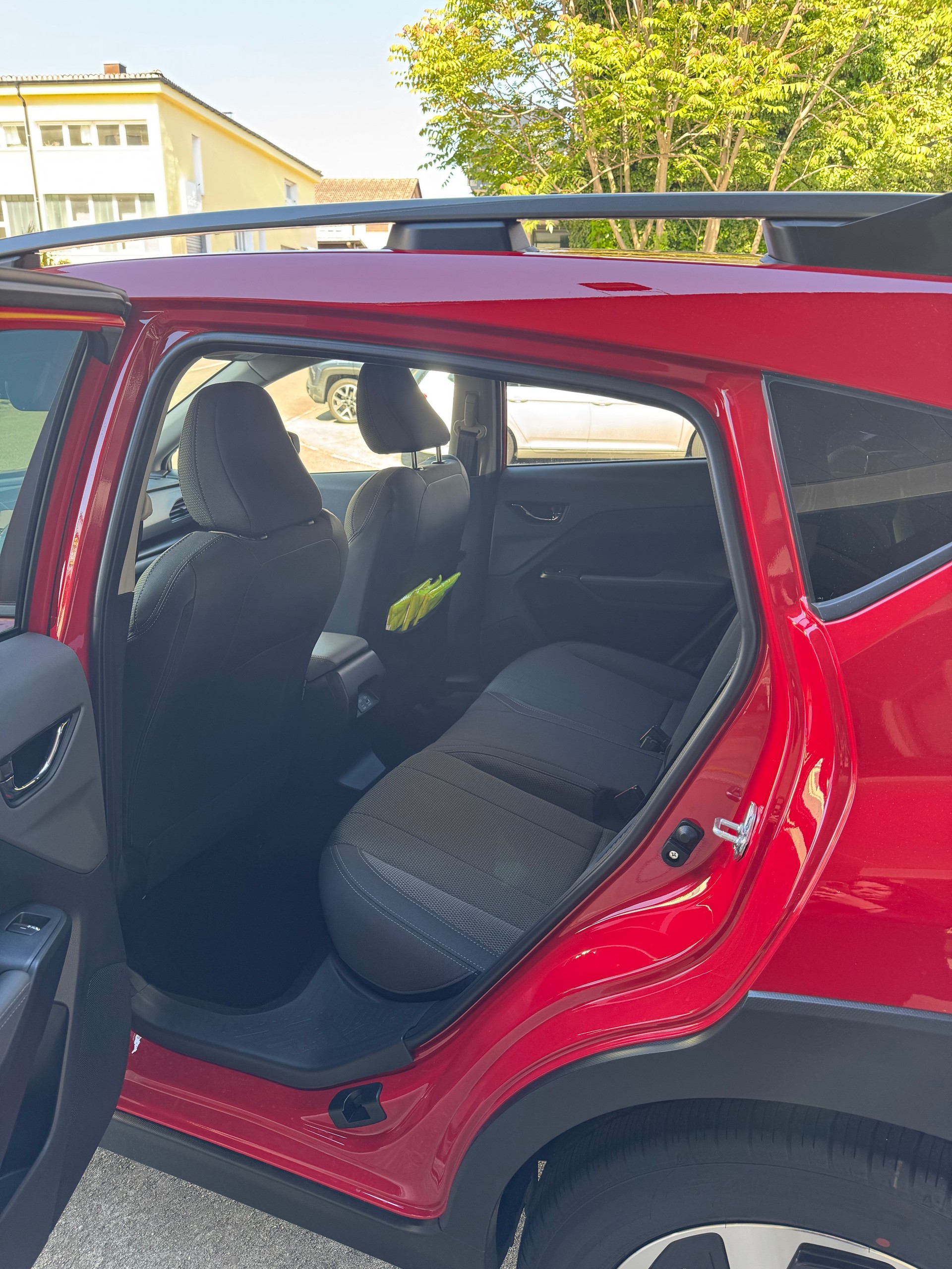 SUBARU Crosstrek 2.0 e-Boxer Swiss Plus AWD Lineartronic-image-5