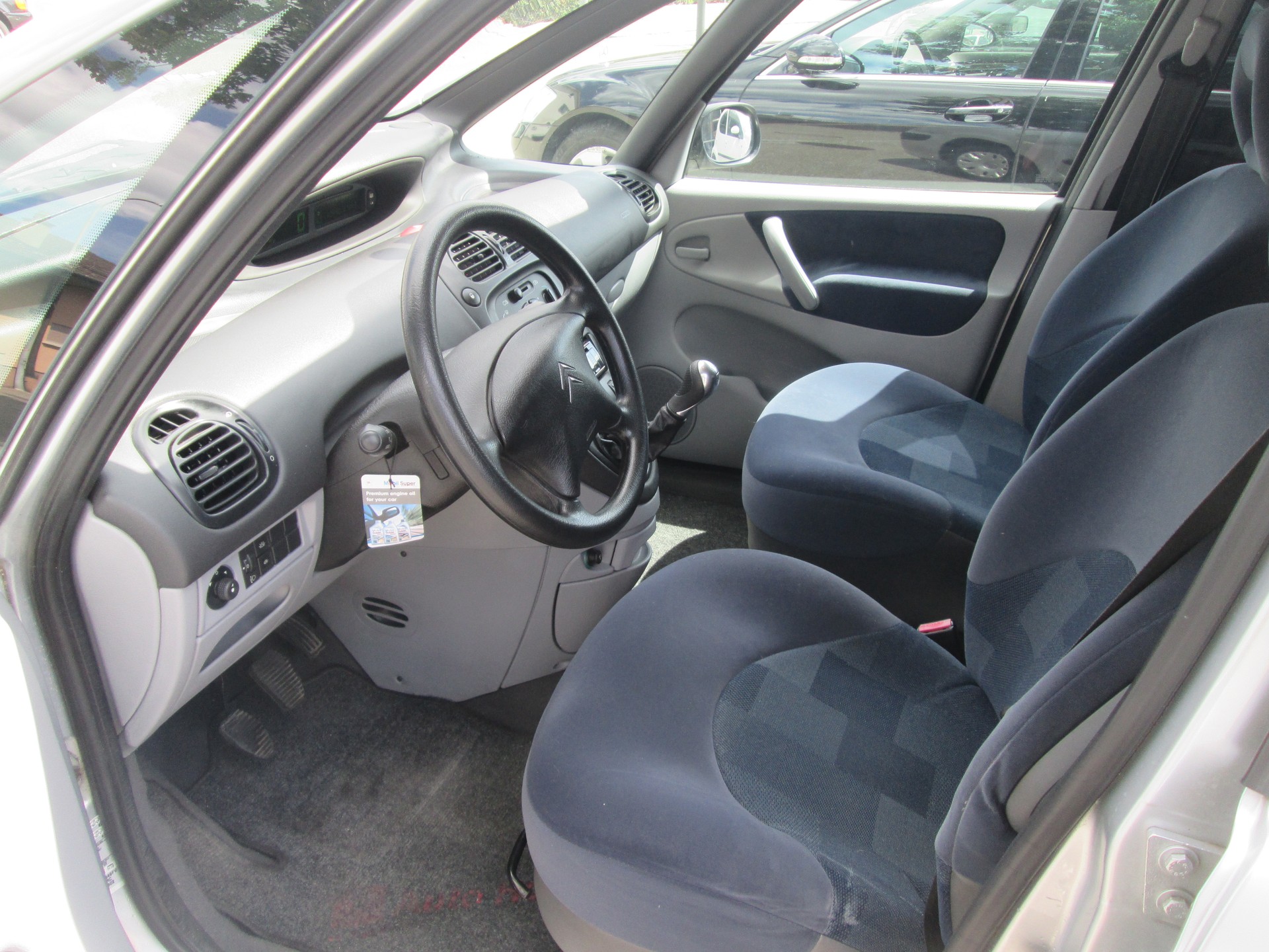 CITROEN Xsara Picasso 1.6i X-image-9