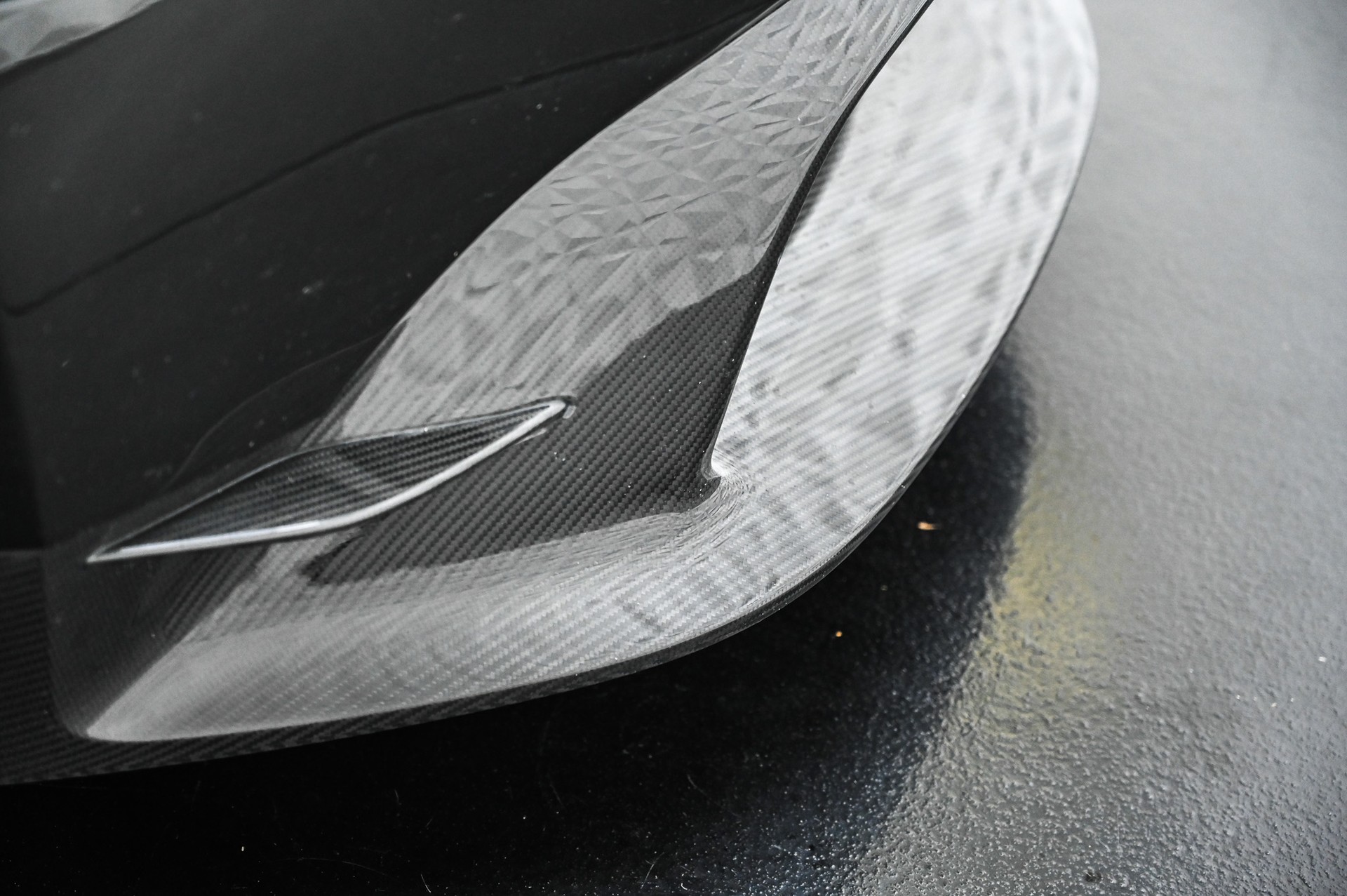 ASTON MARTIN V8 Vantage Coupé 4.7 GT8-image-16