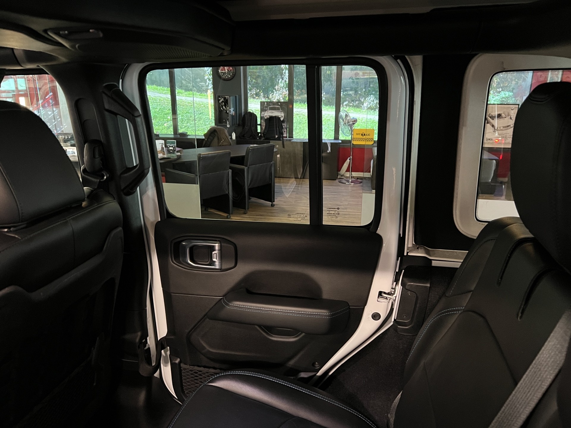 JEEP Wrangler 2.0 PHEV Unlimited Rubicon DT Automatic LEASING à partir de CHF 460.-/mois-image-13