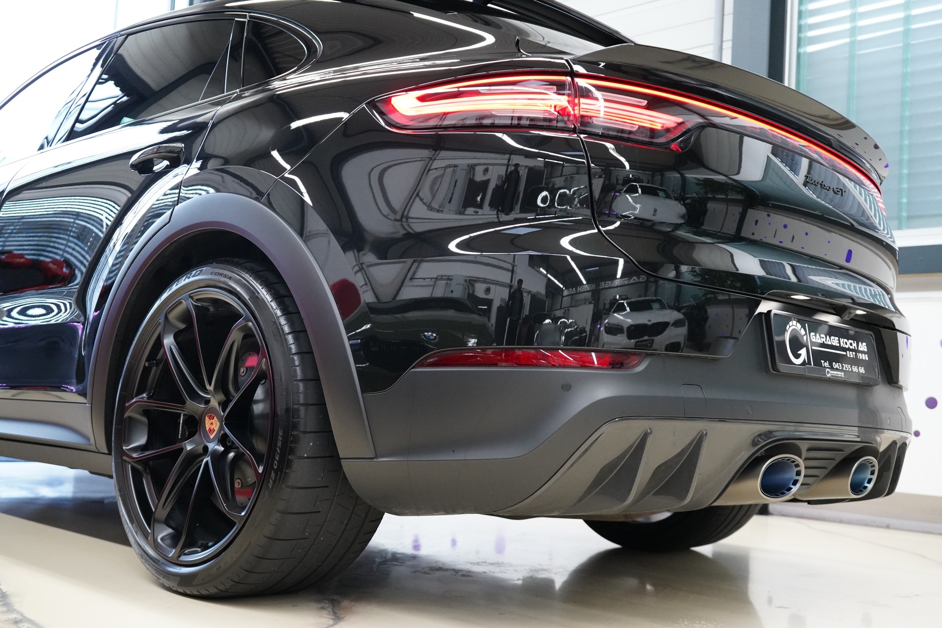 PORSCHE Cayenne Turbo GT-image-9