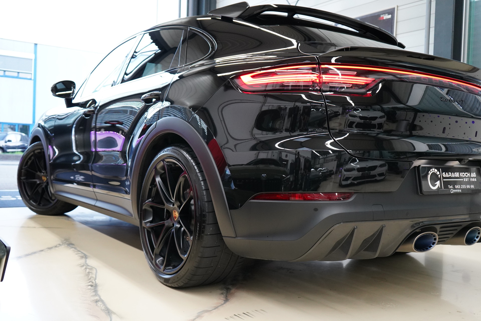 PORSCHE Cayenne Turbo GT-image-8