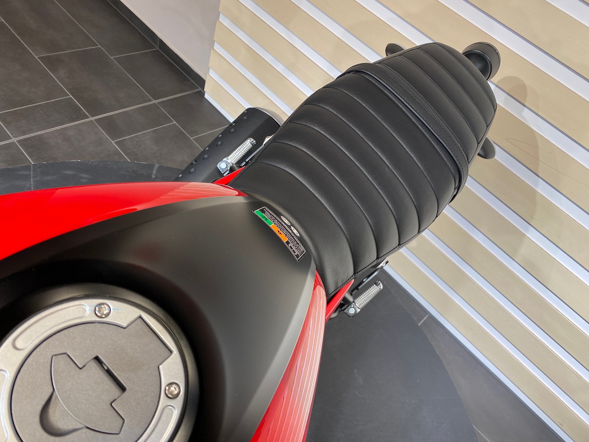 YAMAHA XSR 125-image-9