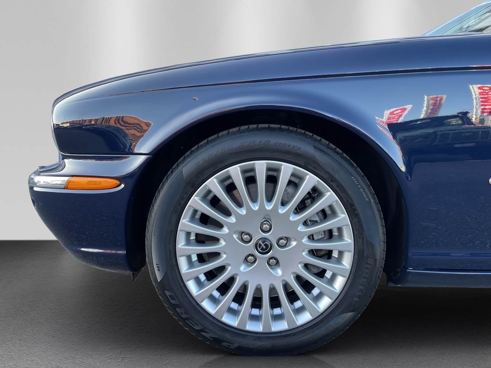 DAIMLER Super Eight-image-4