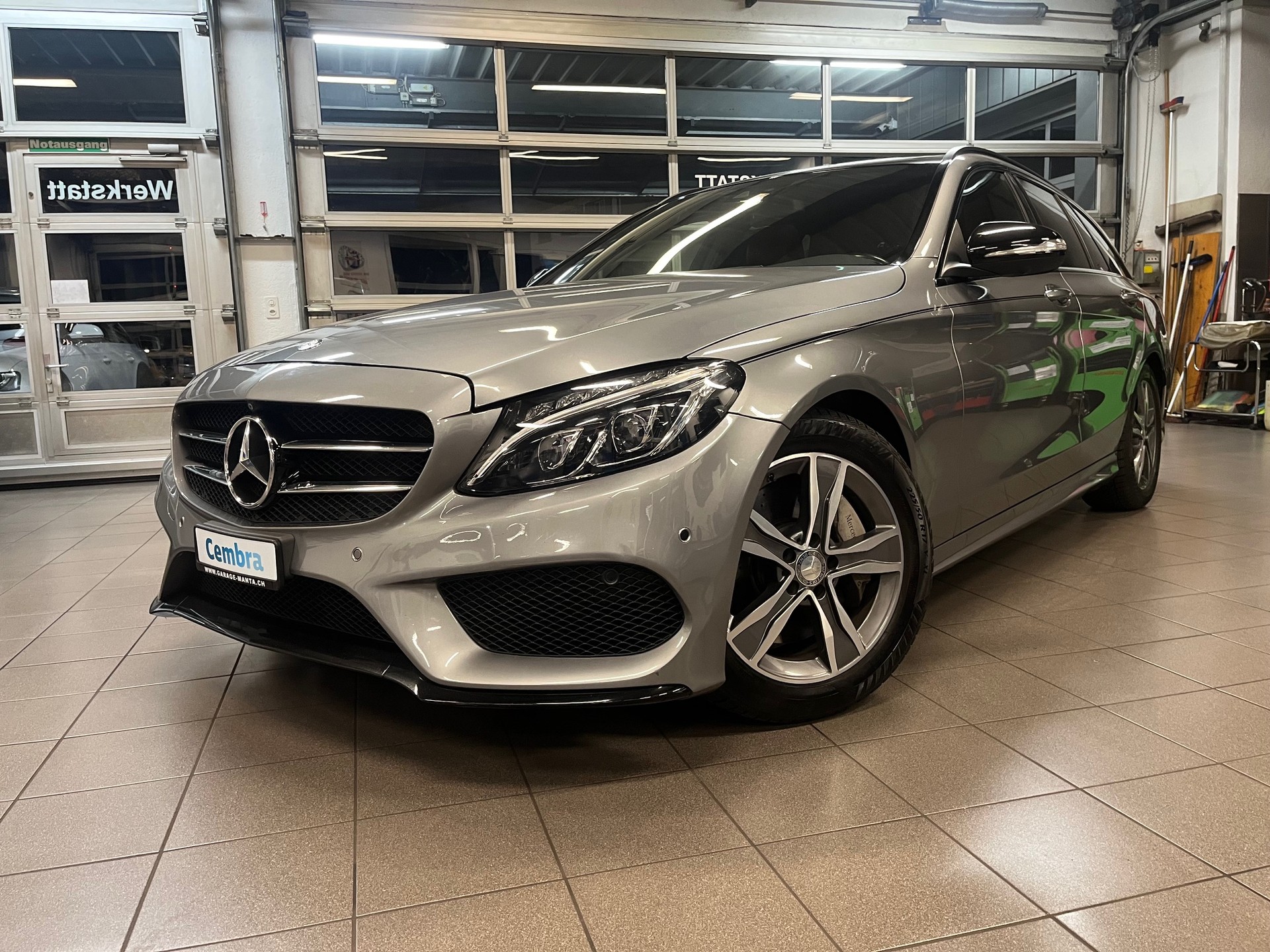 MERCEDES-BENZ C 250 AMG Line 7G-Tronic-image-1