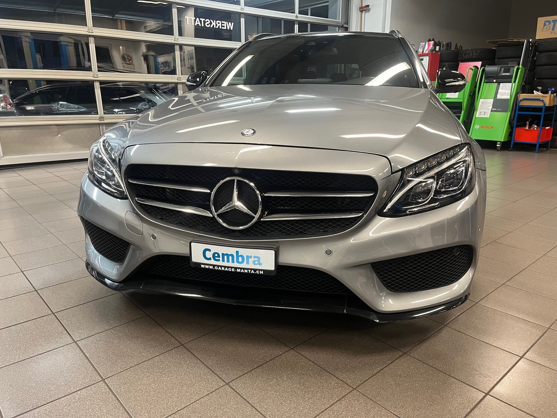 MERCEDES-BENZ C 250 AMG Line 7G-Tronic-image-4