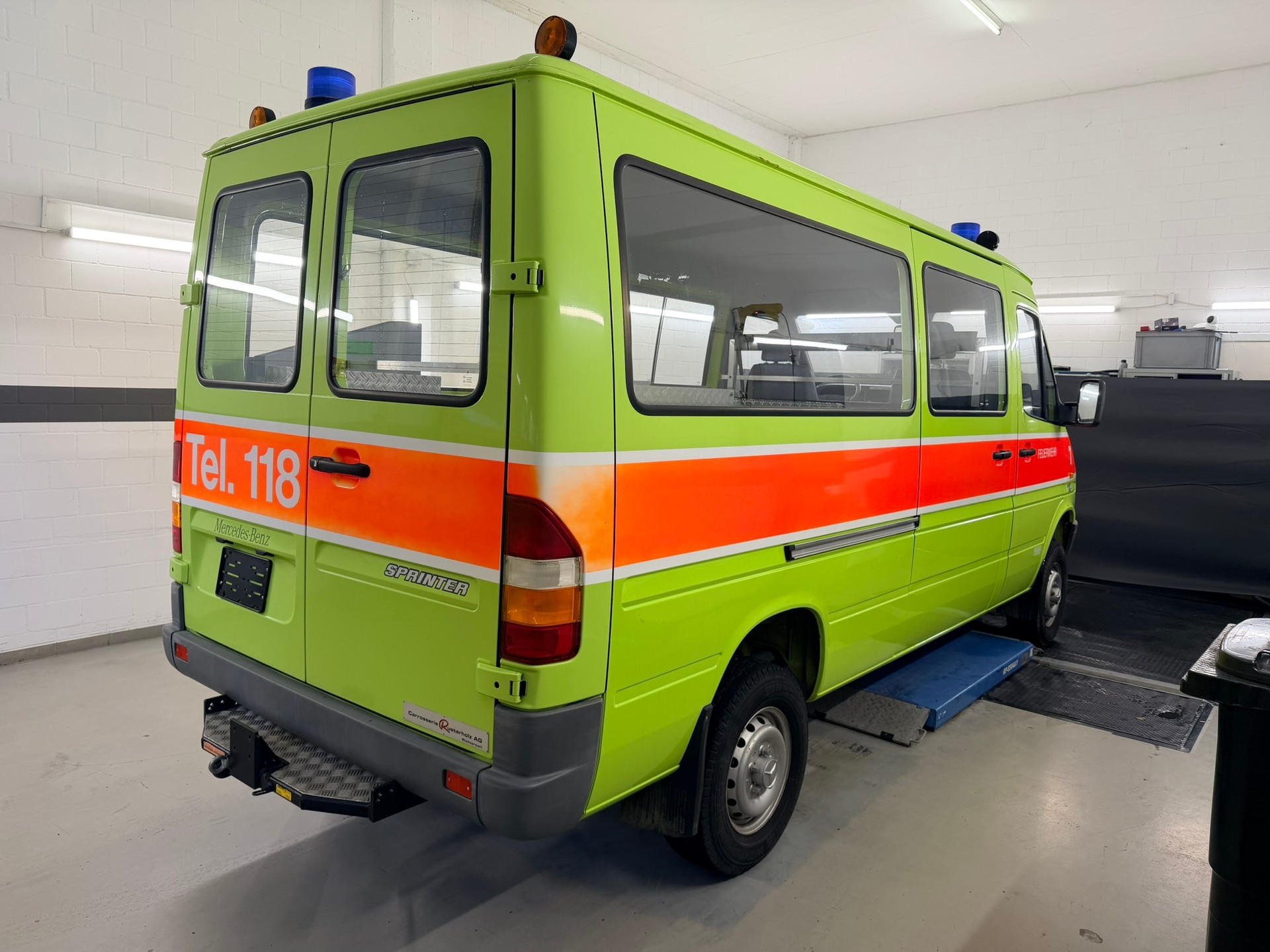MERCEDES-BENZ Sprinter 314 4X4 FEUERWEHR-showroom-element-3