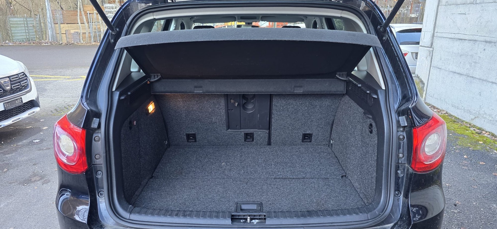 VW Tiguan 1.4 TSI BlueMotion Value 4x2-image-4