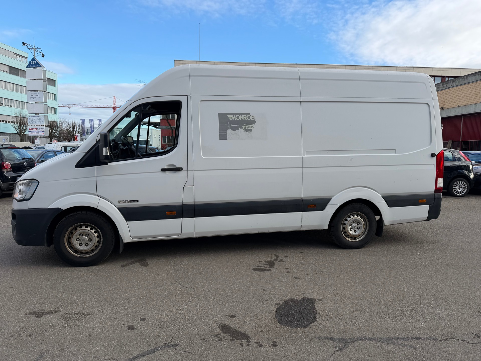 HYUNDAI H350 2.5 CRDi Amplia L2-image-4