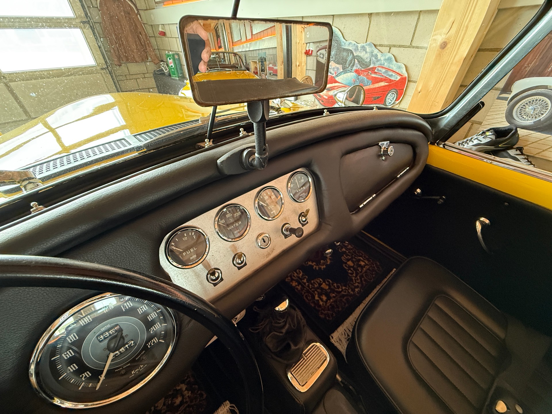 DAIMLER (GB) SP 250 2.5 V8 DART ROADSTER VETERAN-image-6