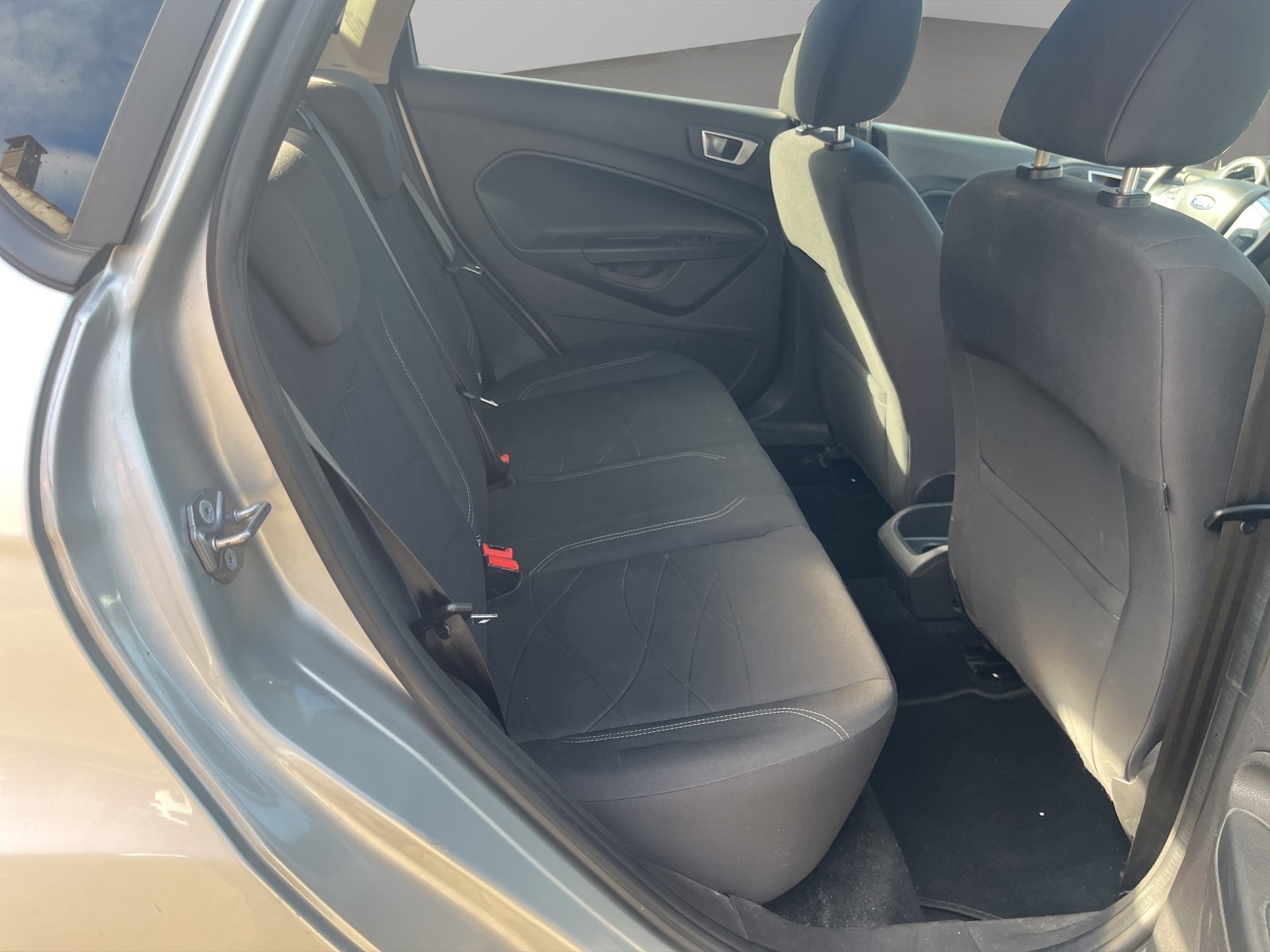 FORD Fiesta 1.0 SCTi Trend-image-14