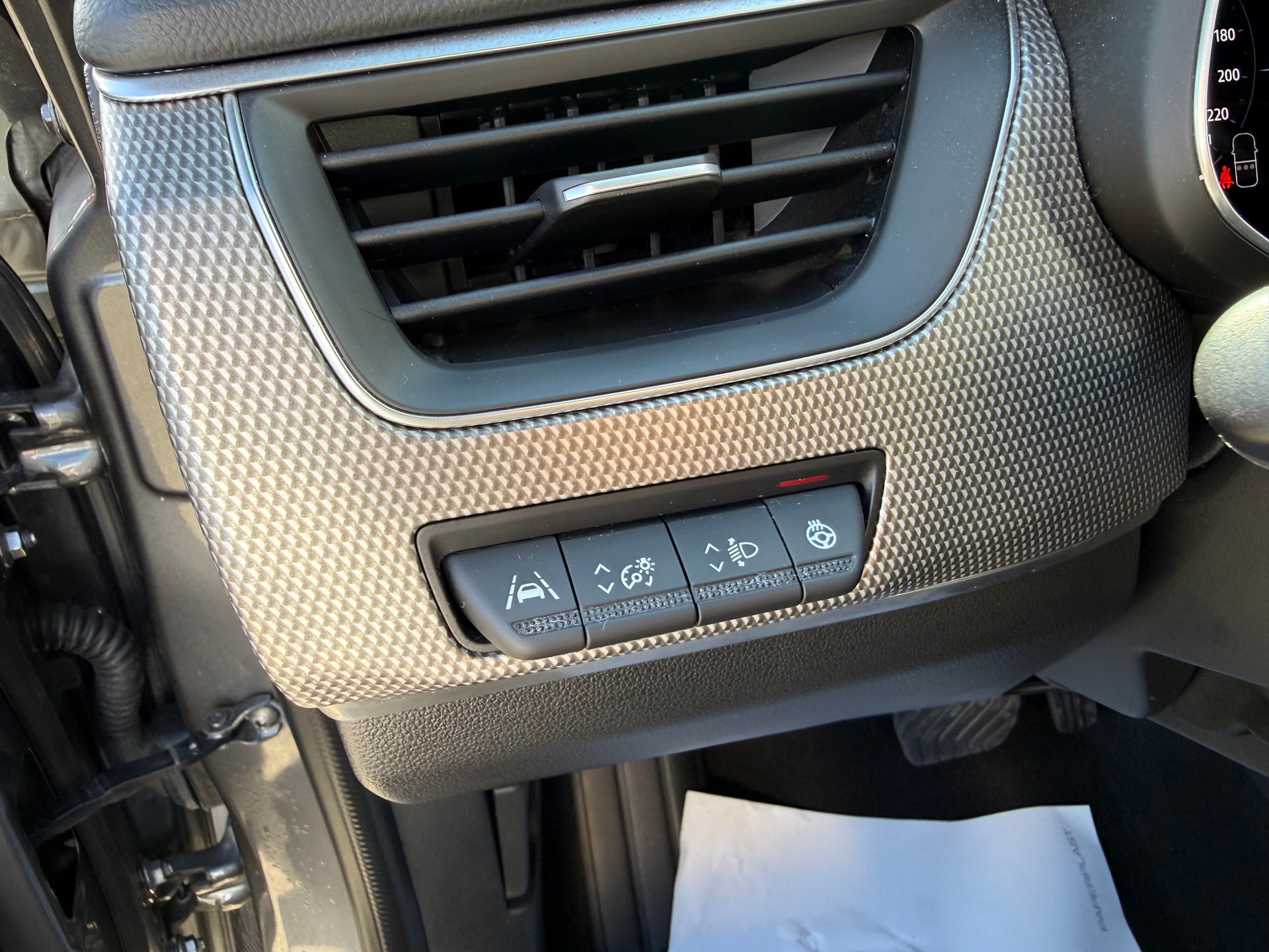 RENAULT Arkana 1.3 TCe Techno EDC-image-15