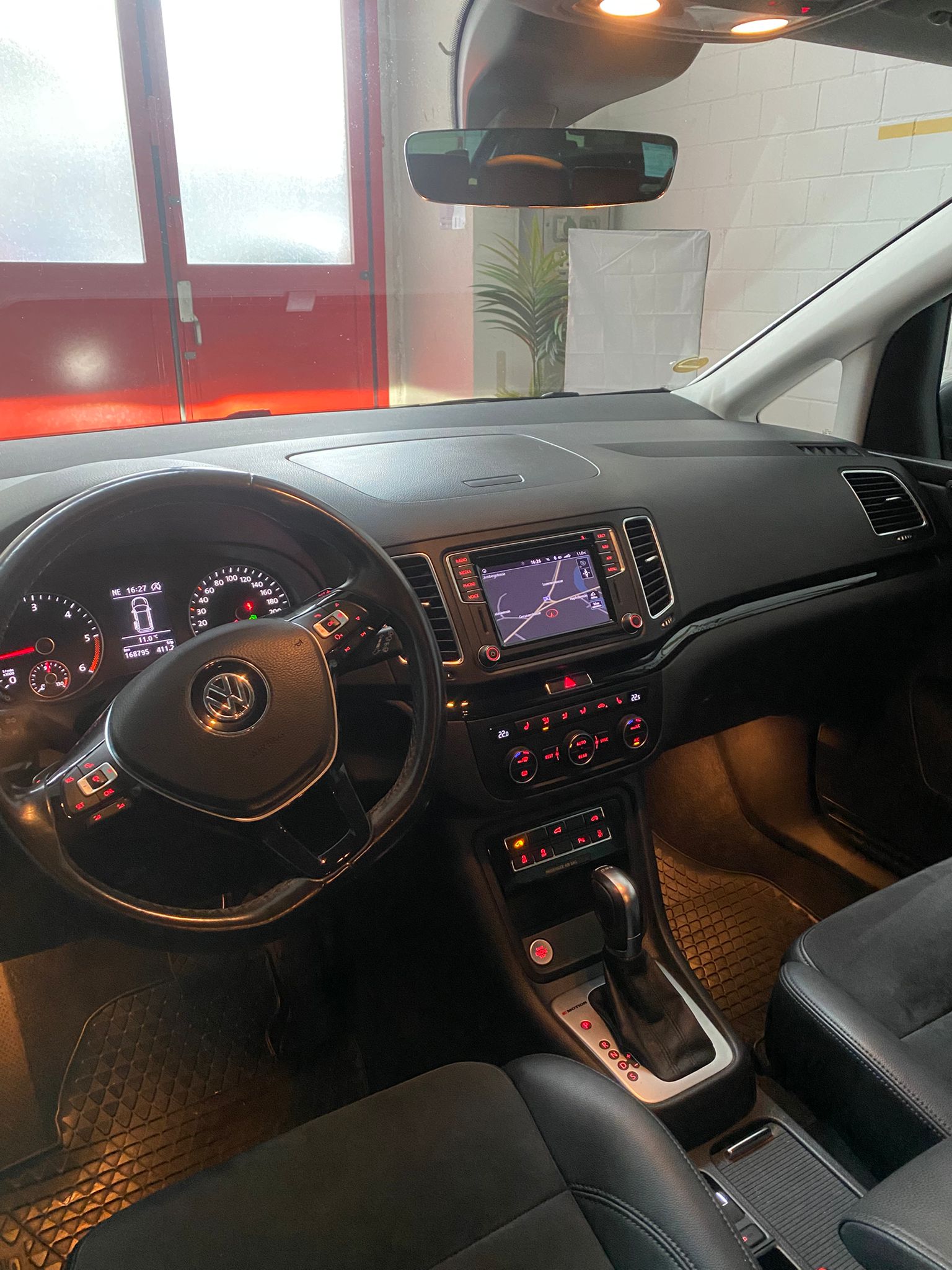 VW Sharan 2.0 TDI BMT Highline 4Motion DSG-image-19