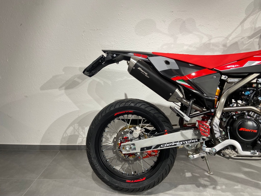 FANTIC XMF 125 Motard-image-5