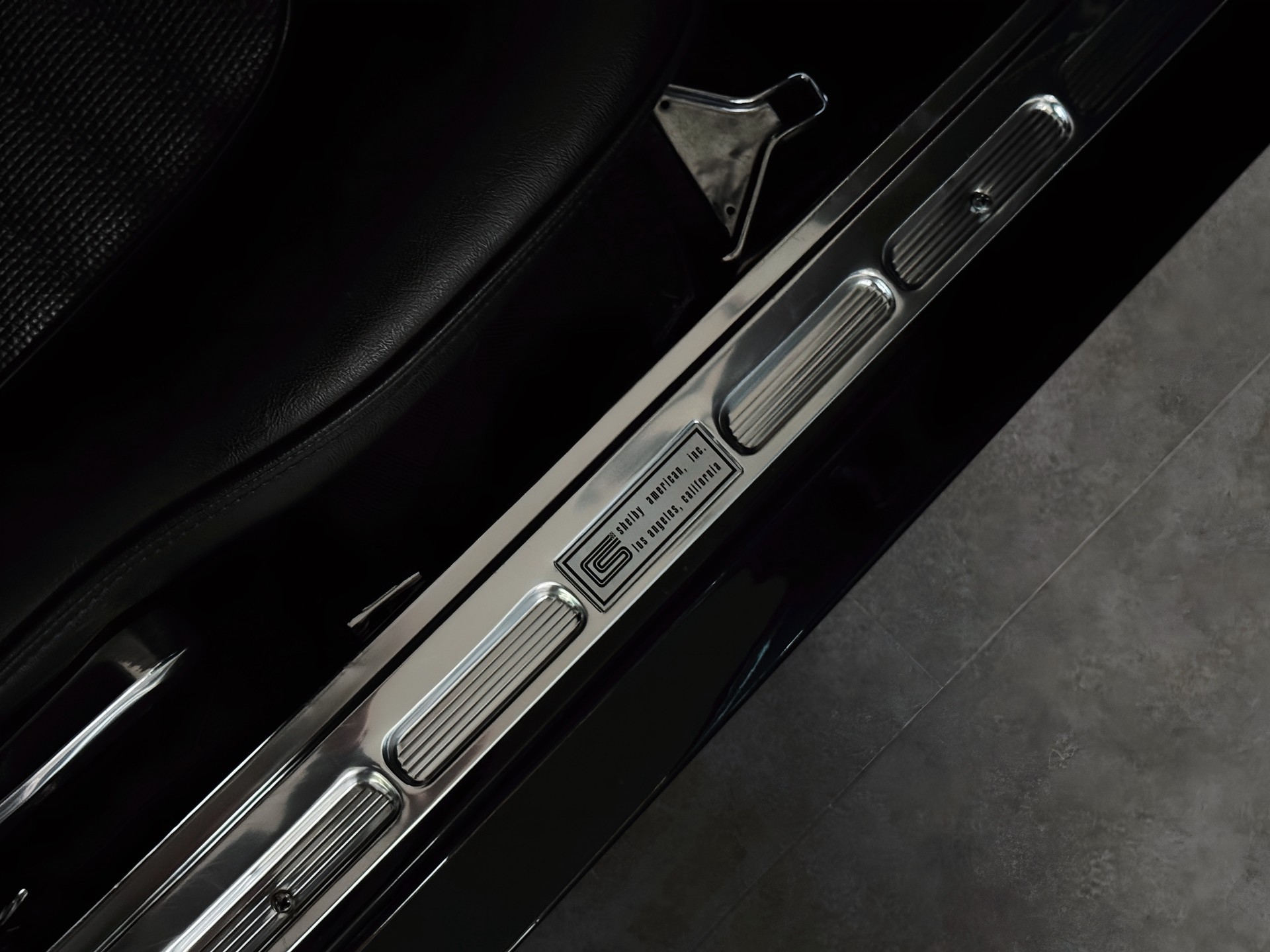 FORD Mustang Shelby GT 350-image-23