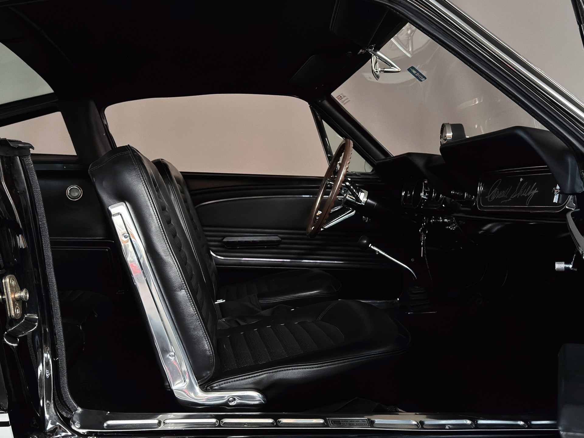 FORD Mustang Shelby GT 350-image-16
