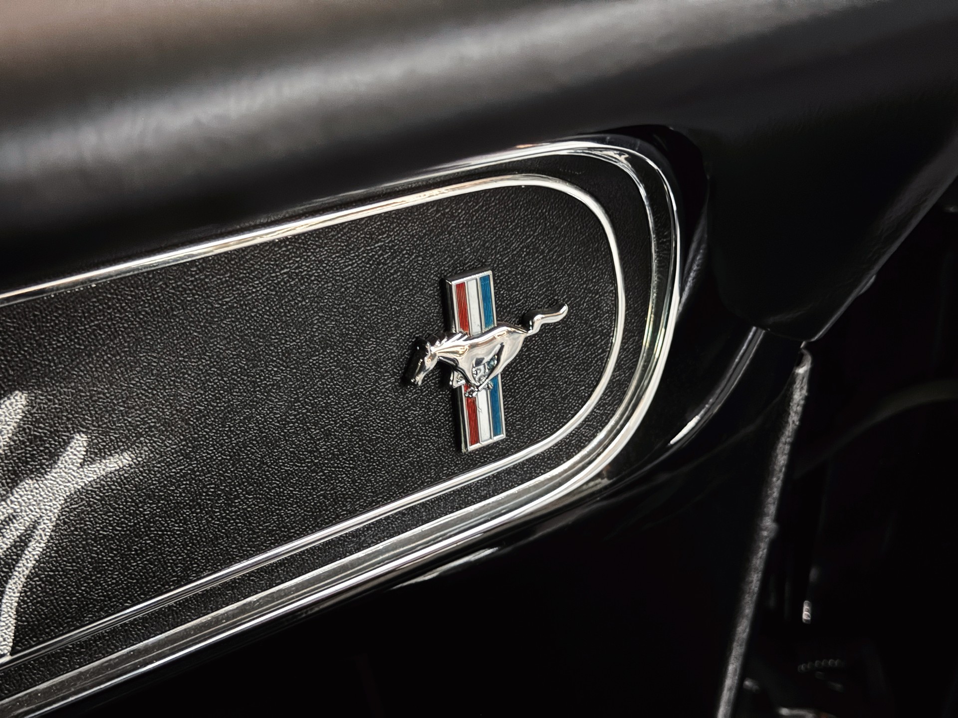 FORD Mustang Shelby GT 350-image-24