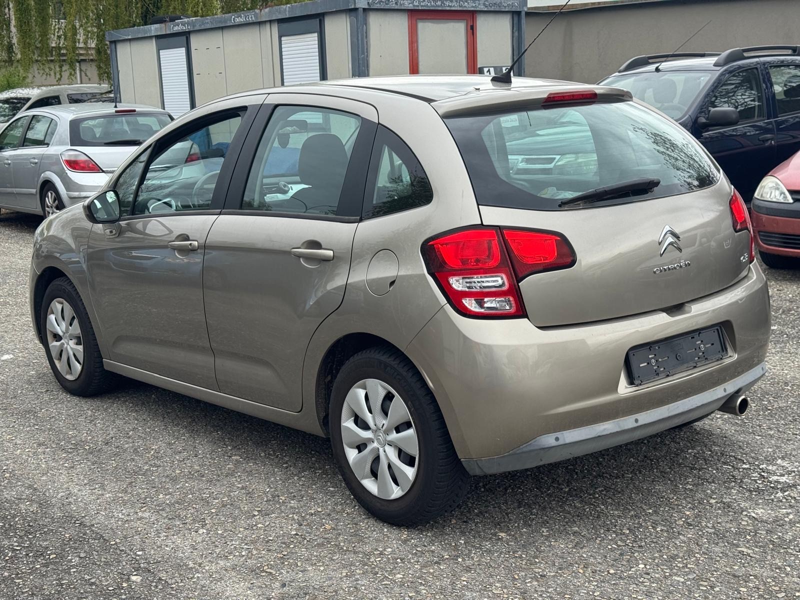 CITROEN C3 1.4i 16V Exclusive-image-5