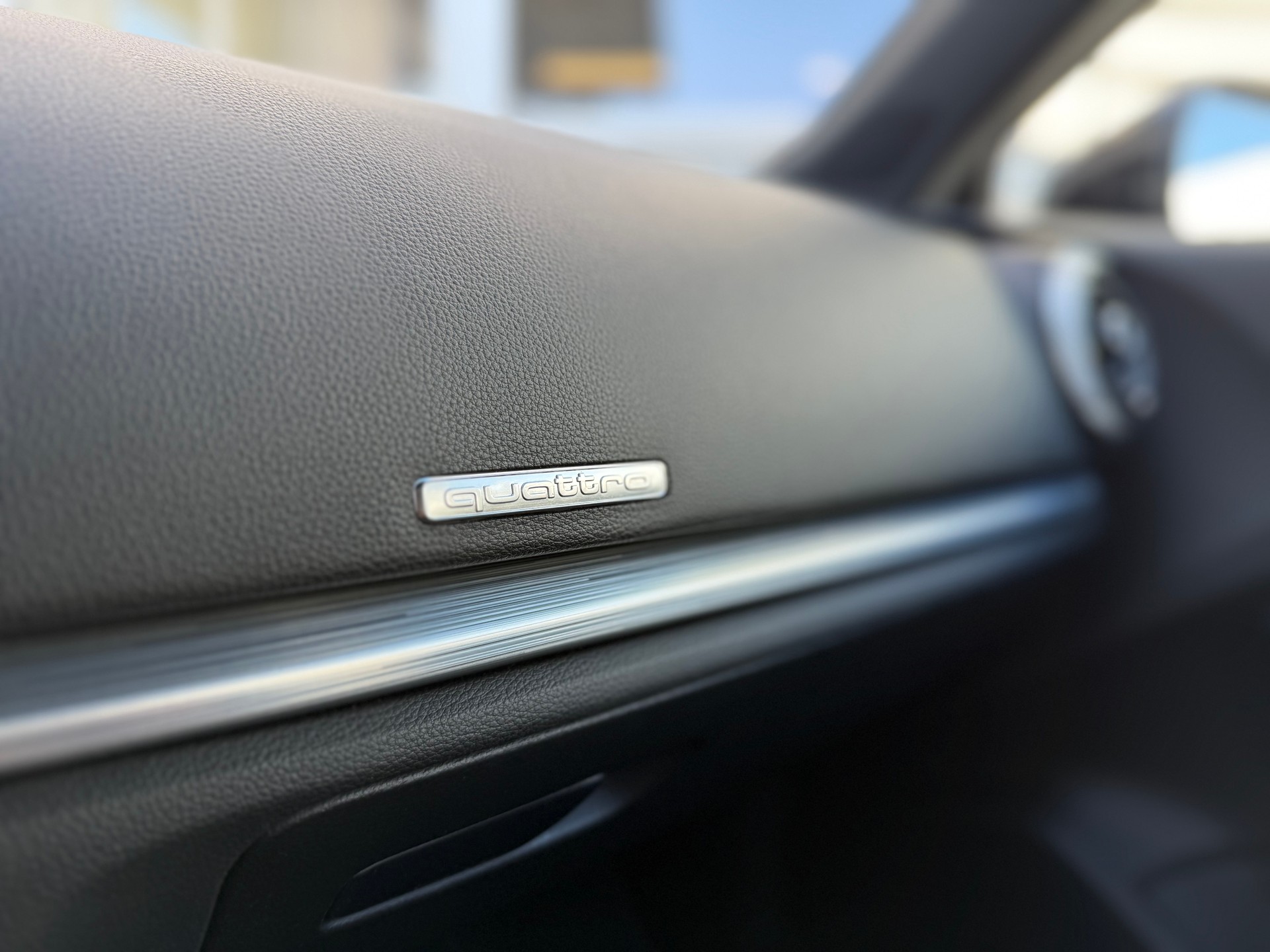 AUDI A3 Sportback 40 TDI Sport quattro S-tronic-image-11