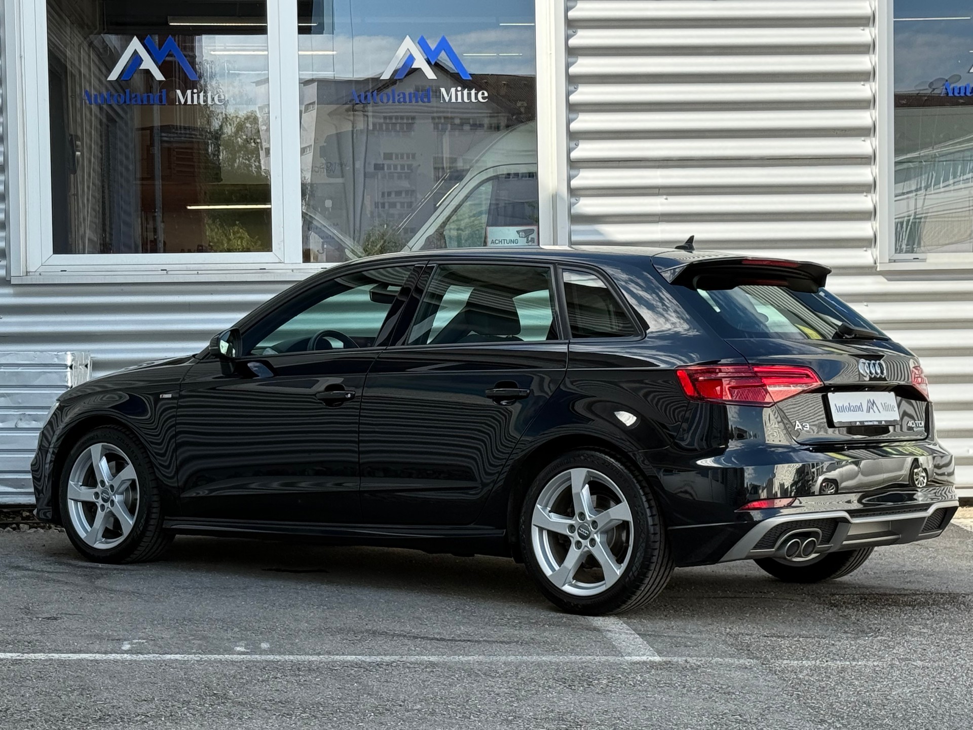 AUDI A3 Sportback 40 TDI Sport quattro S-tronic-showroom-element-2