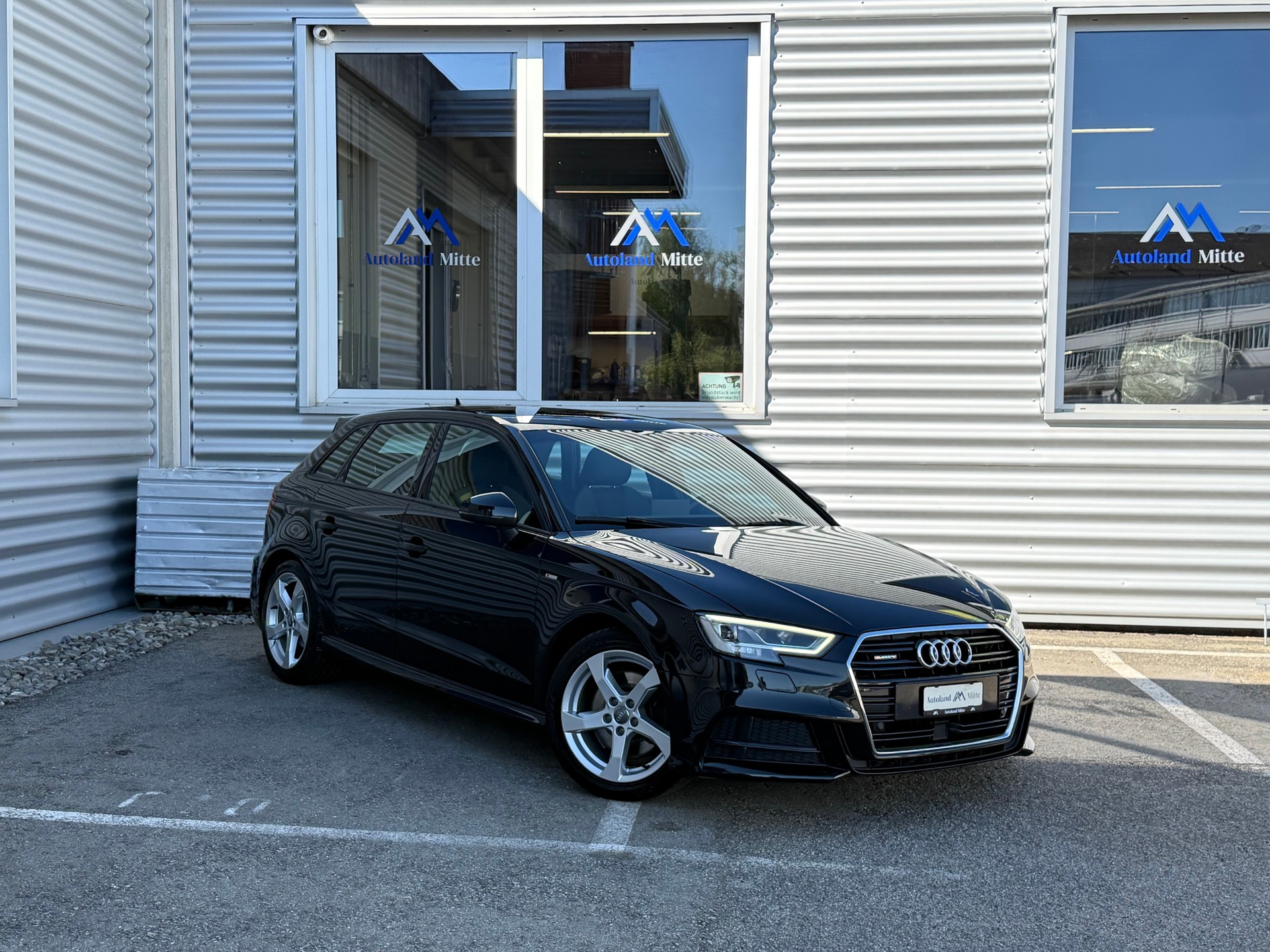 AUDI A3 Sportback 40 TDI Sport quattro S-tronic-showroom-element-1