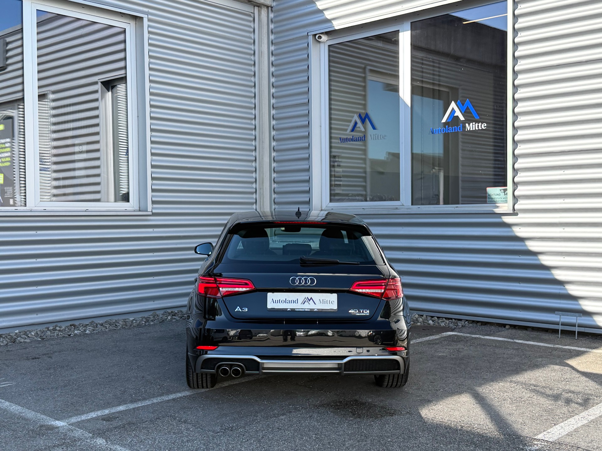 AUDI A3 Sportback 40 TDI Sport quattro S-tronic-showroom-element-3