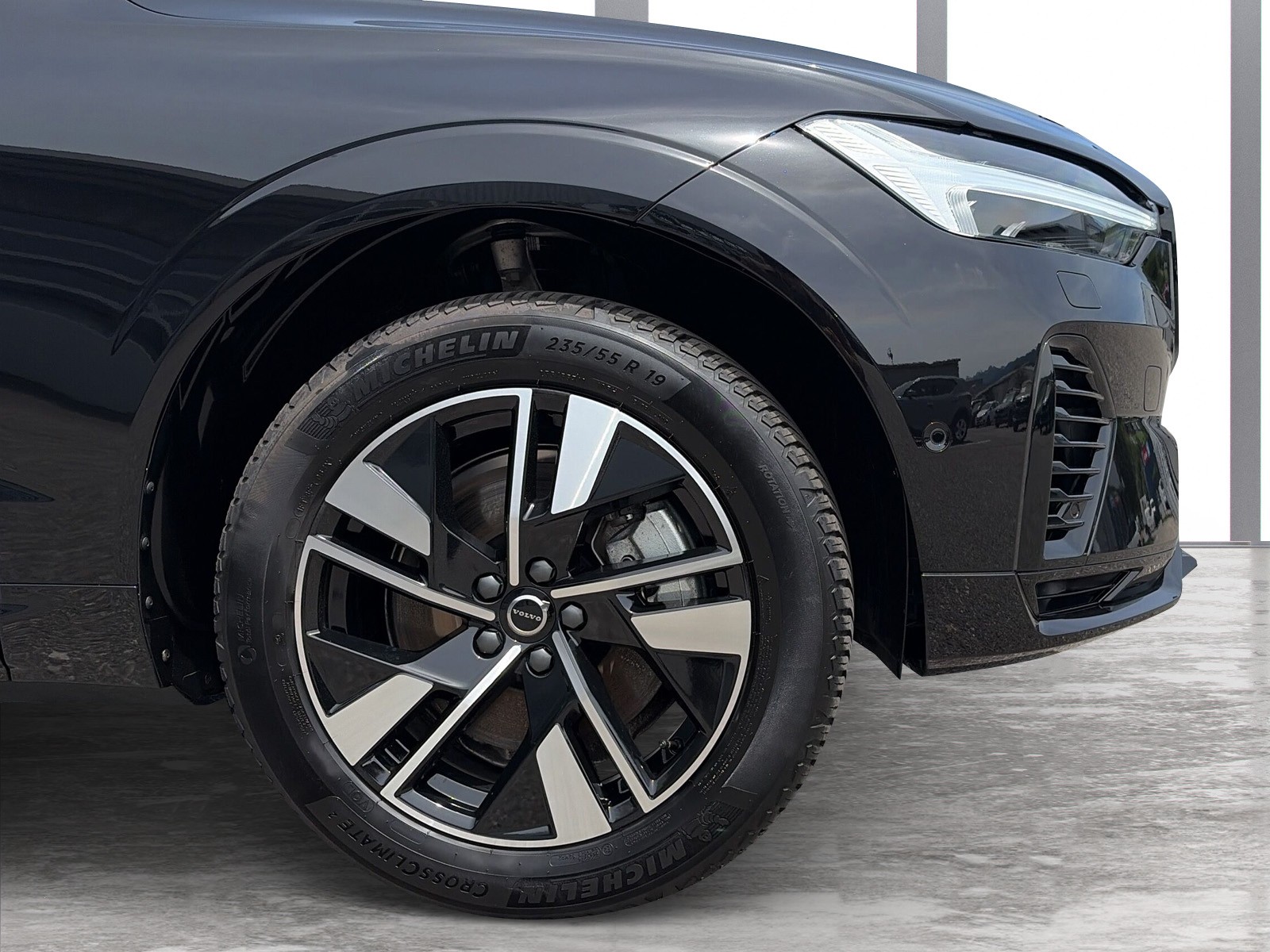 VOLVO XC60 2.0 T8 TE Plus Dark eAWD-image-6
