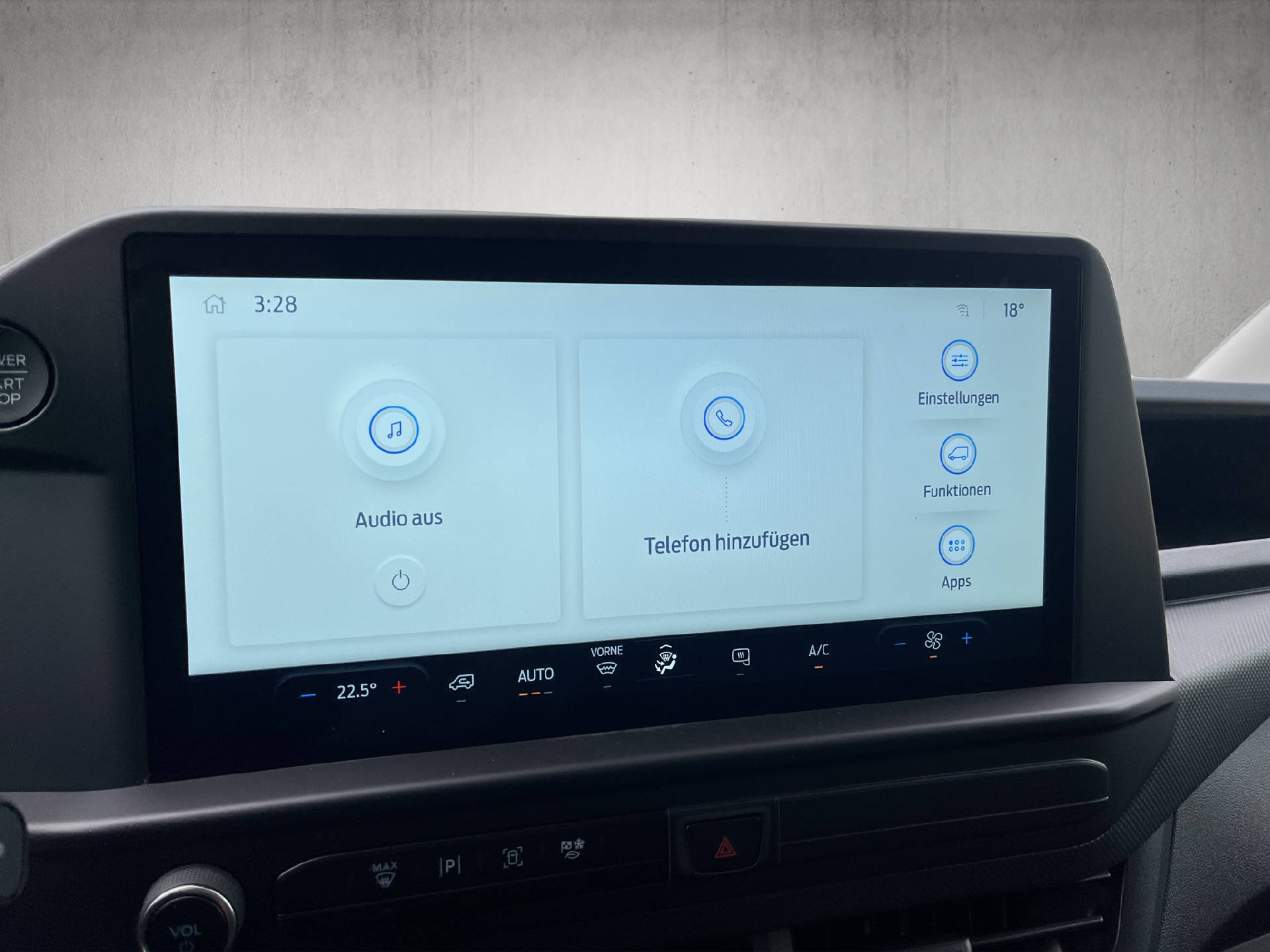 FORD Transit Custom Van 320 L1 2.5 Duratec 233 Trend PHEV-image-16