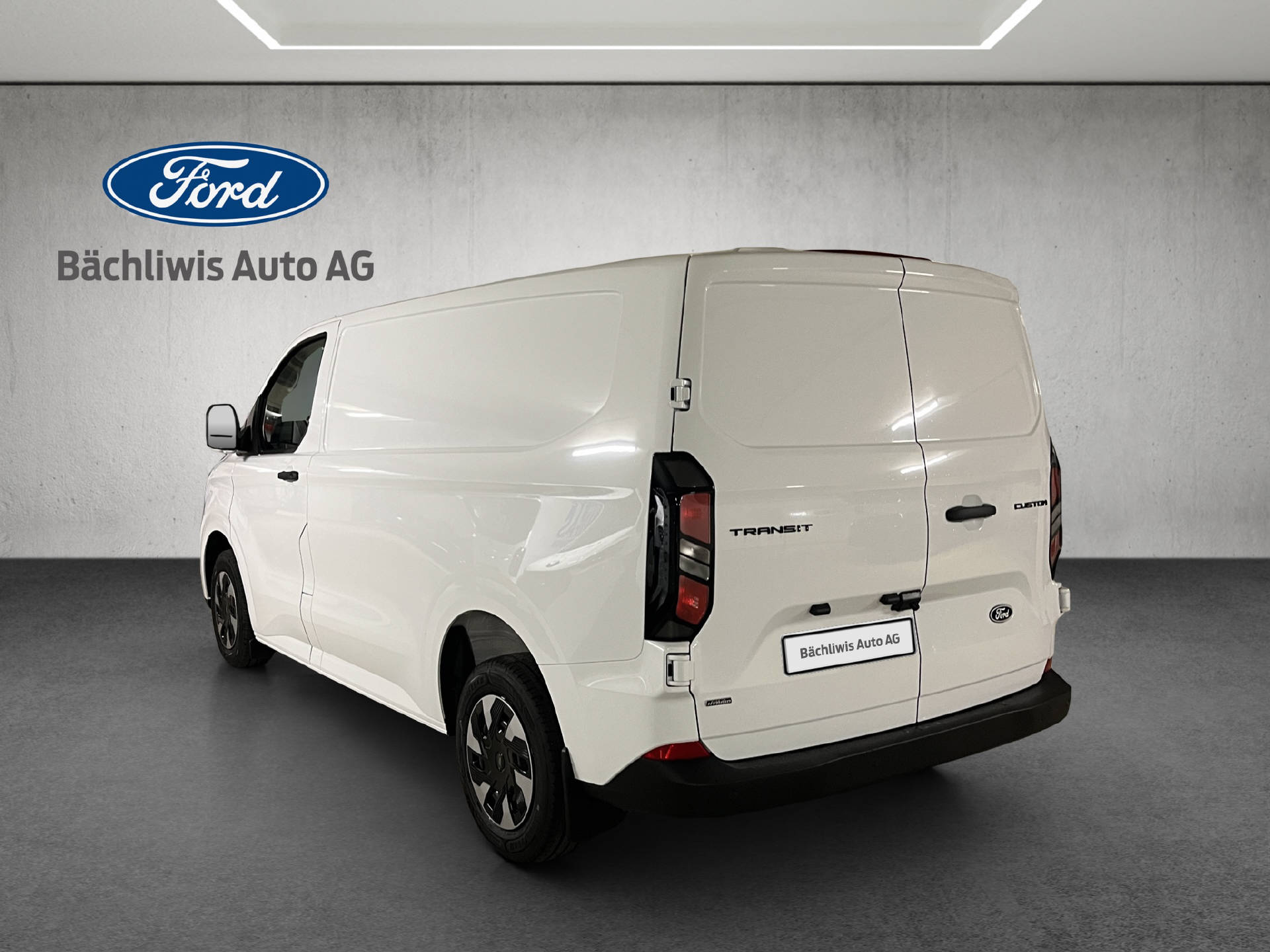 FORD Transit Custom Van 320 L1 2.5 Duratec 233 Trend PHEV-showroom-element-2