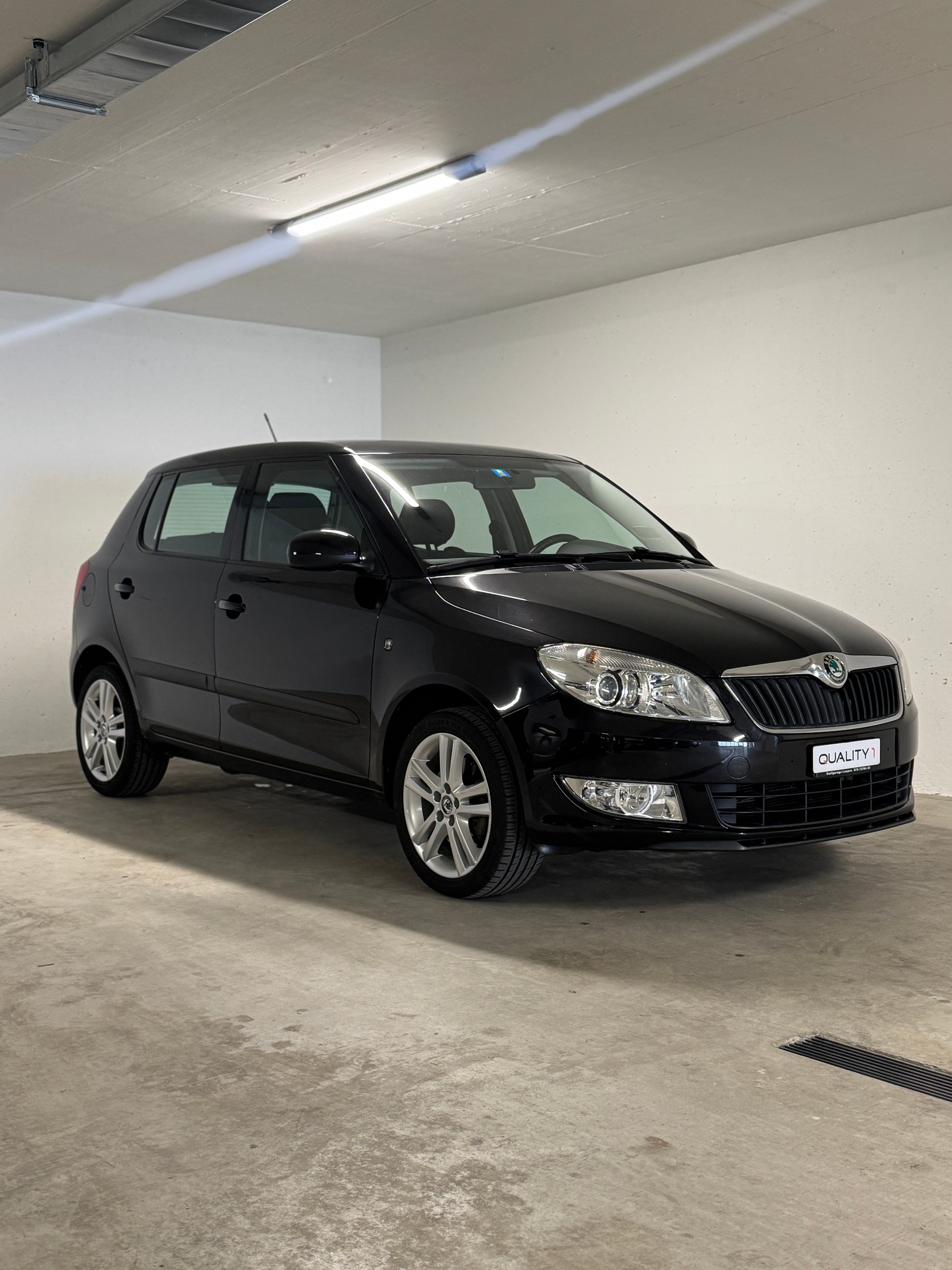 SKODA Fabia 1.2 TSI Elegance DSG *Erste Hand*-image-2