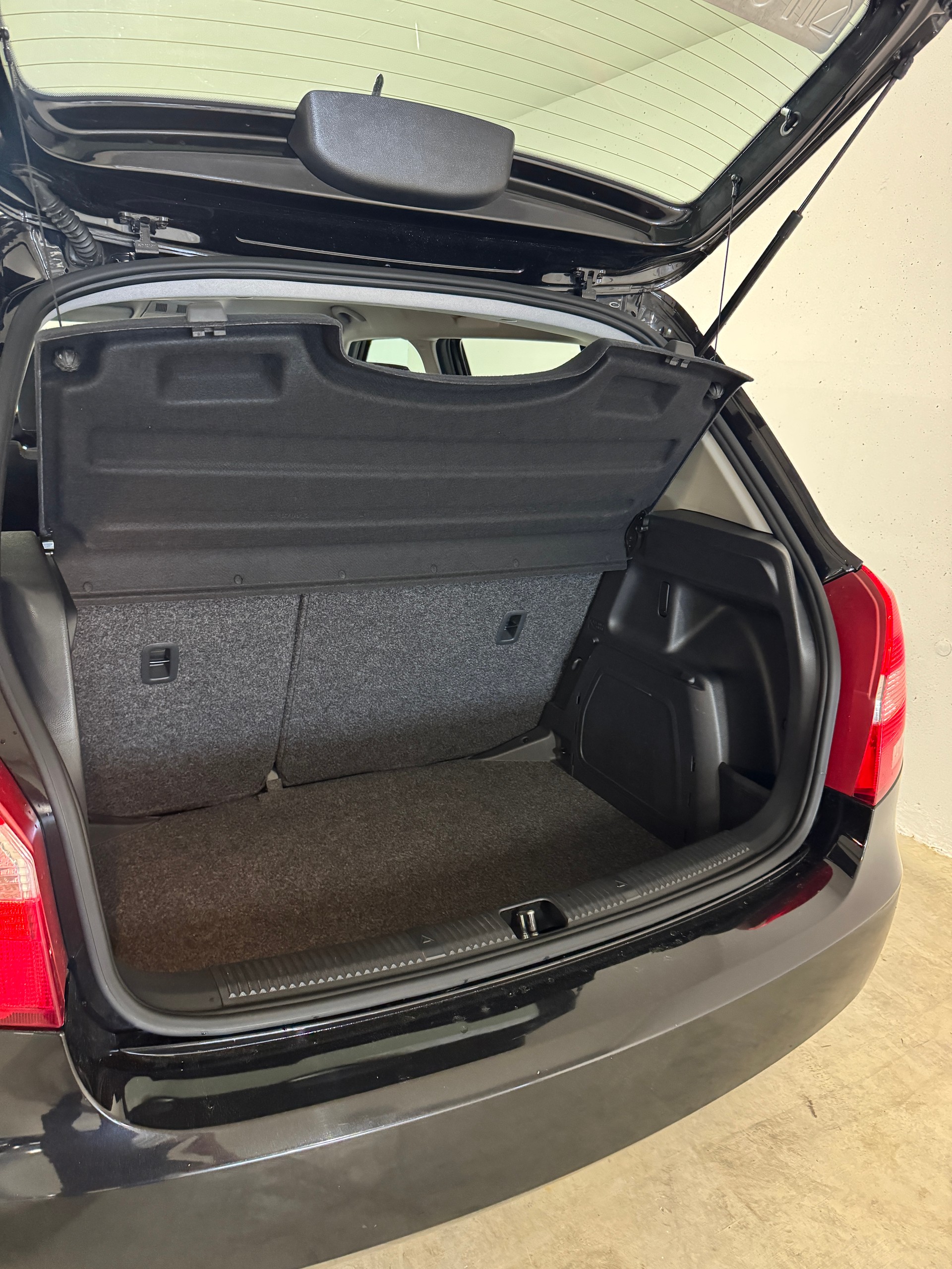 SKODA Fabia 1.2 TSI Elegance DSG *Erste Hand*-image-13