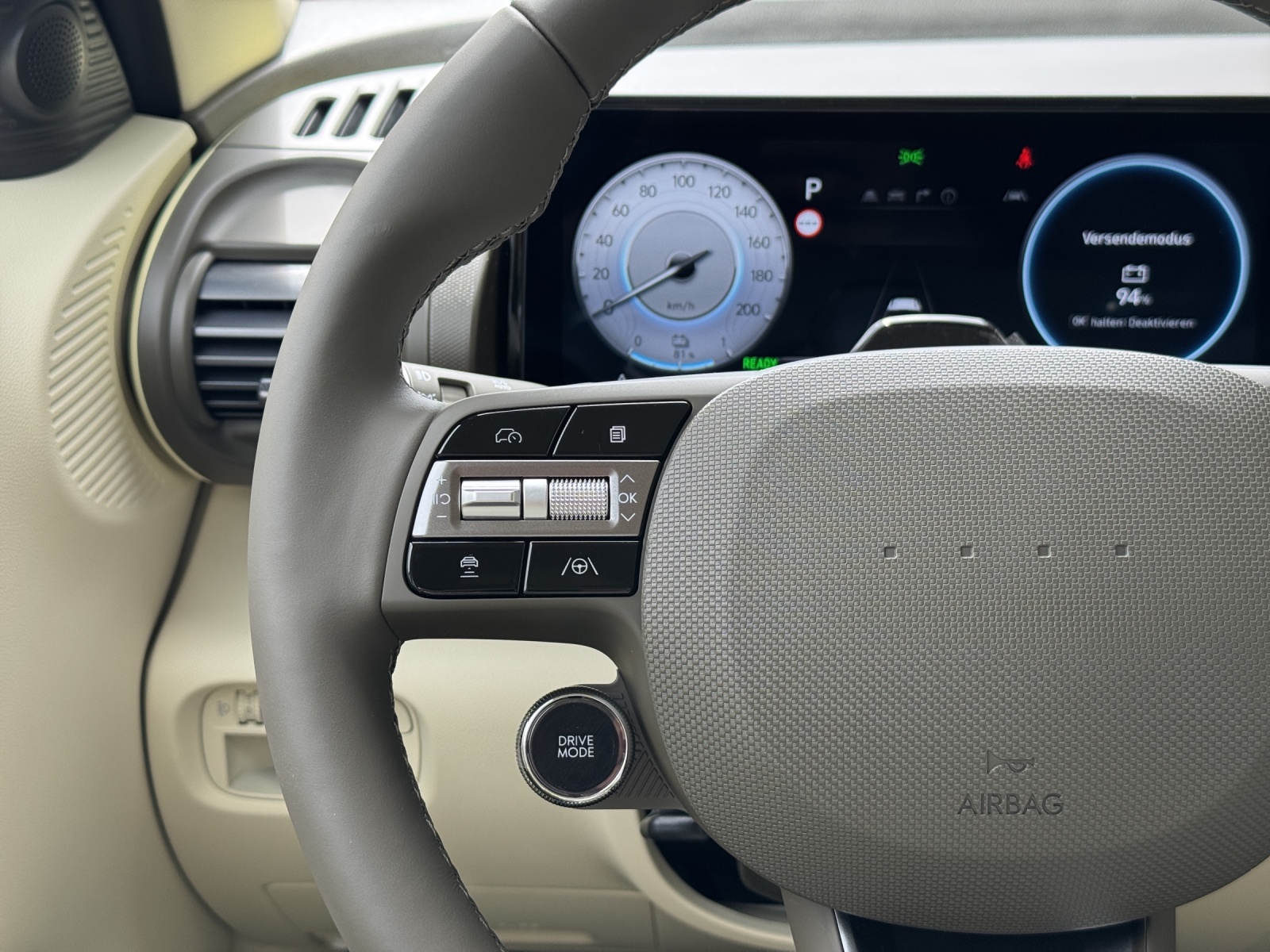 HYUNDAI Inster Electric Amplia 49kWh-image-9