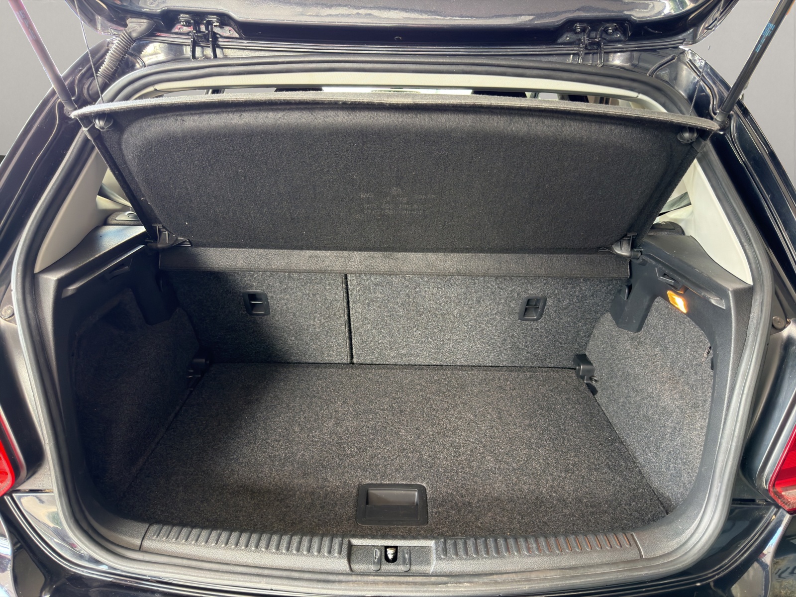 VW Polo 1.2 TSI 90 BlueMT Comfl. DSG-image-14