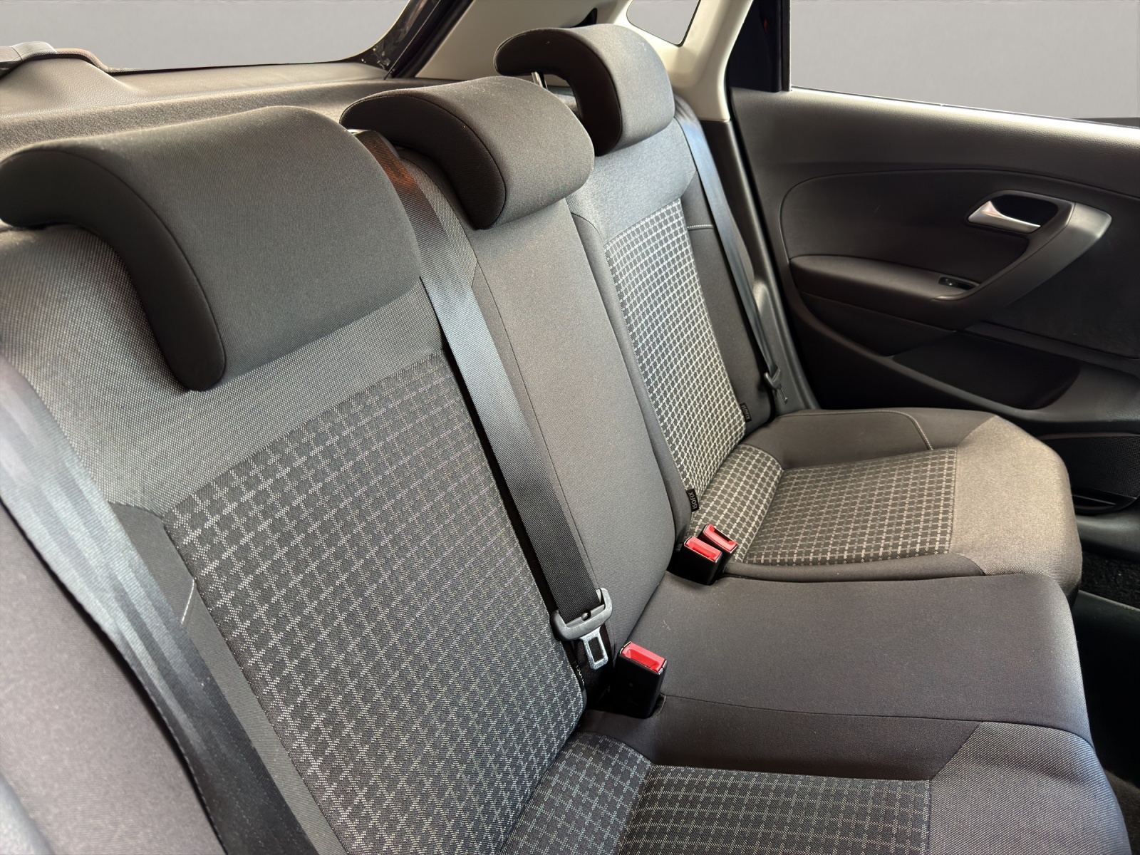 VW Polo 1.2 TSI 90 BlueMT Comfl. DSG-image-13