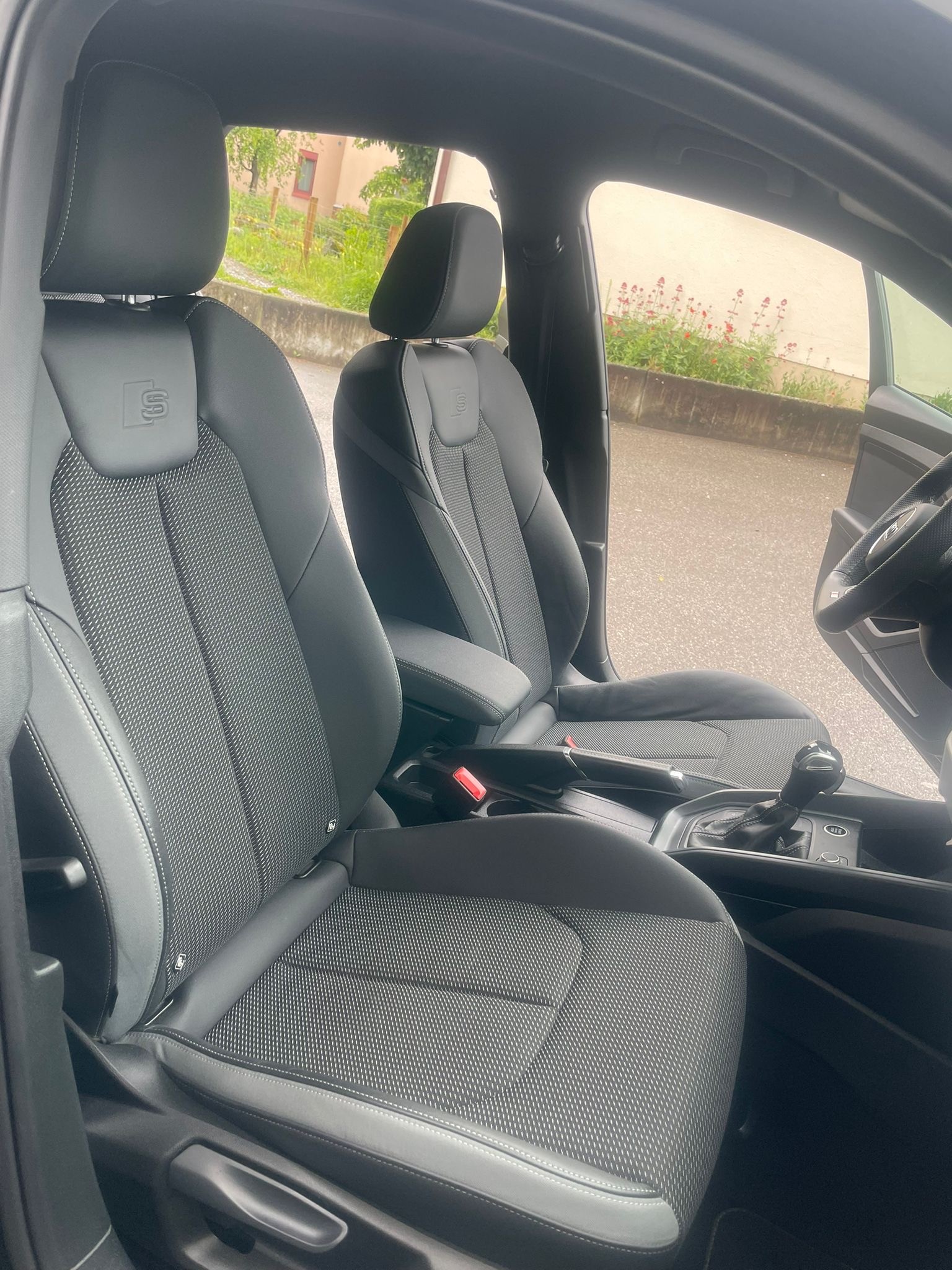 AUDI A1 Sportback 30 TFSI S Line All Black CH-Auto 60% Rabatt-image-14
