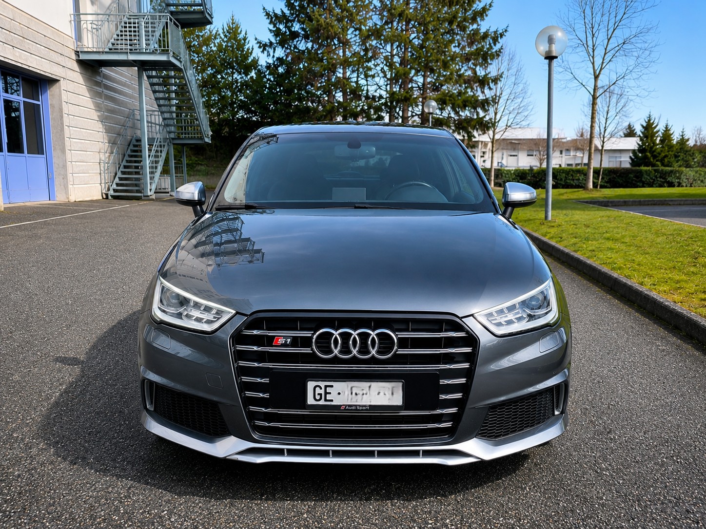 AUDI 2.0 TFSI quattro